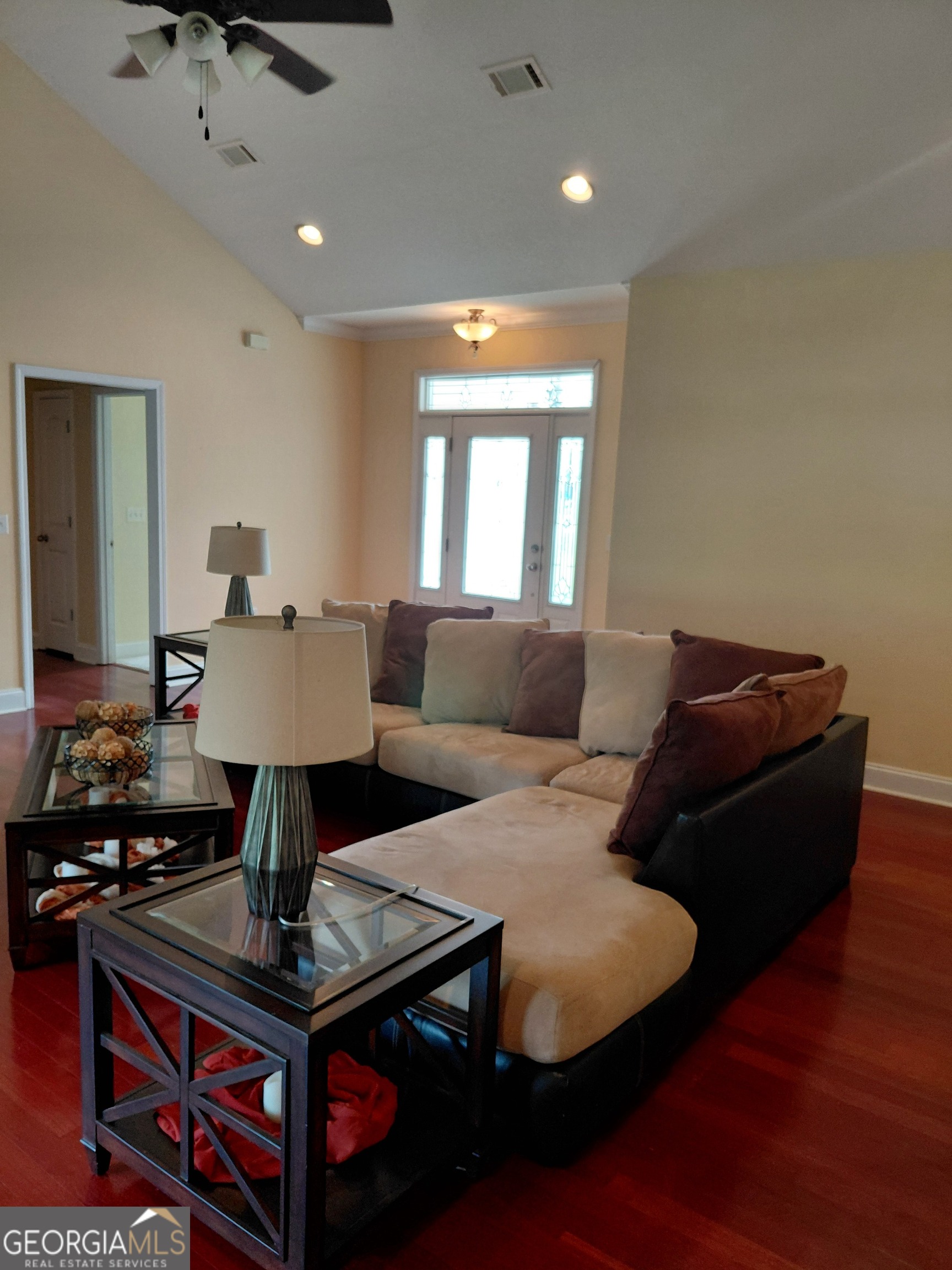 585 Live Oak Way Way Property Photo 16