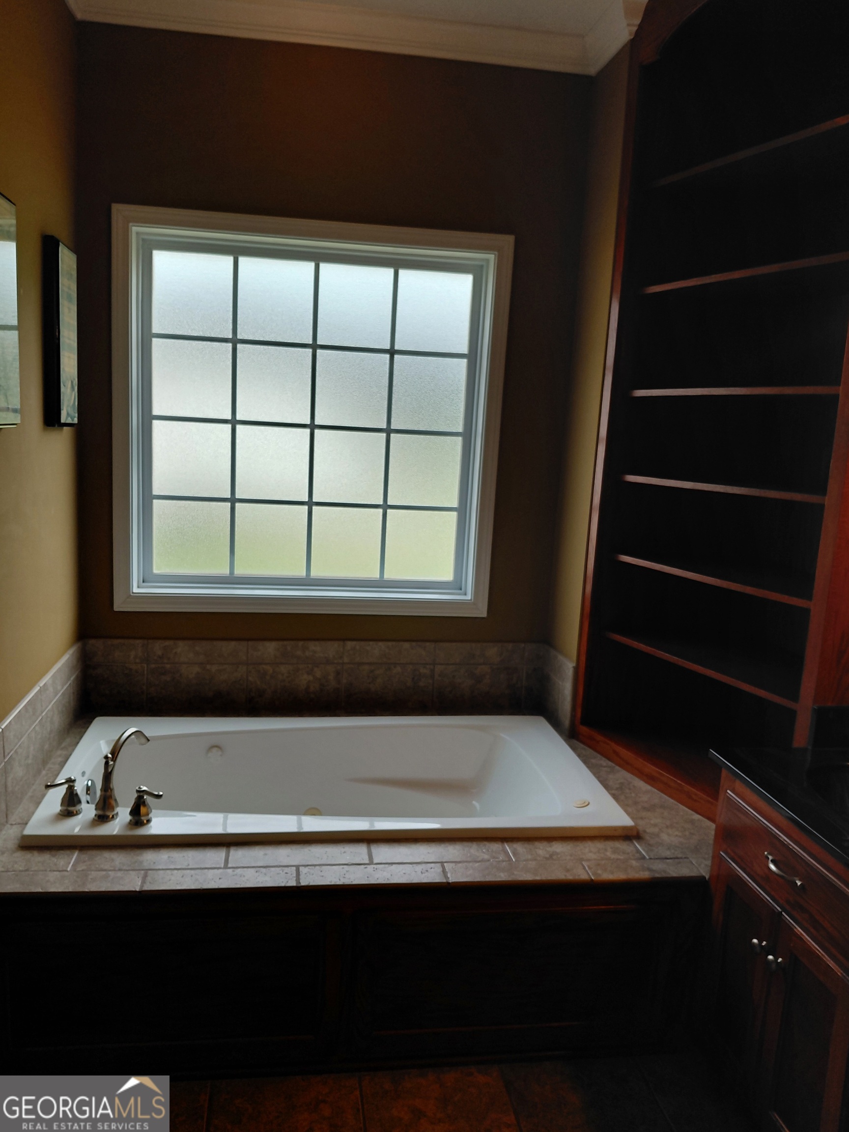 585 Live Oak Way Way Property Photo 23