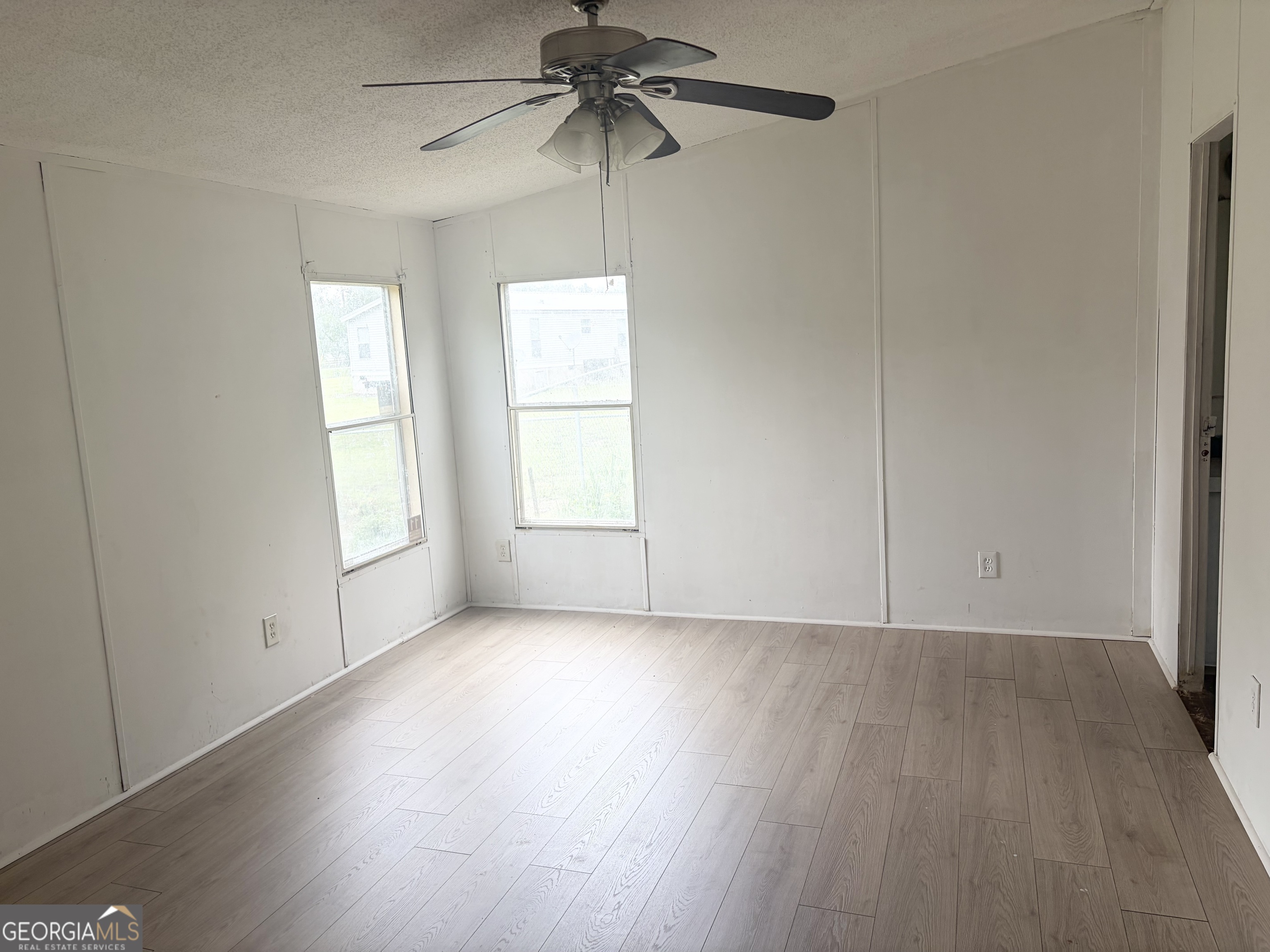 5439 Setter Drive Property Photo 4