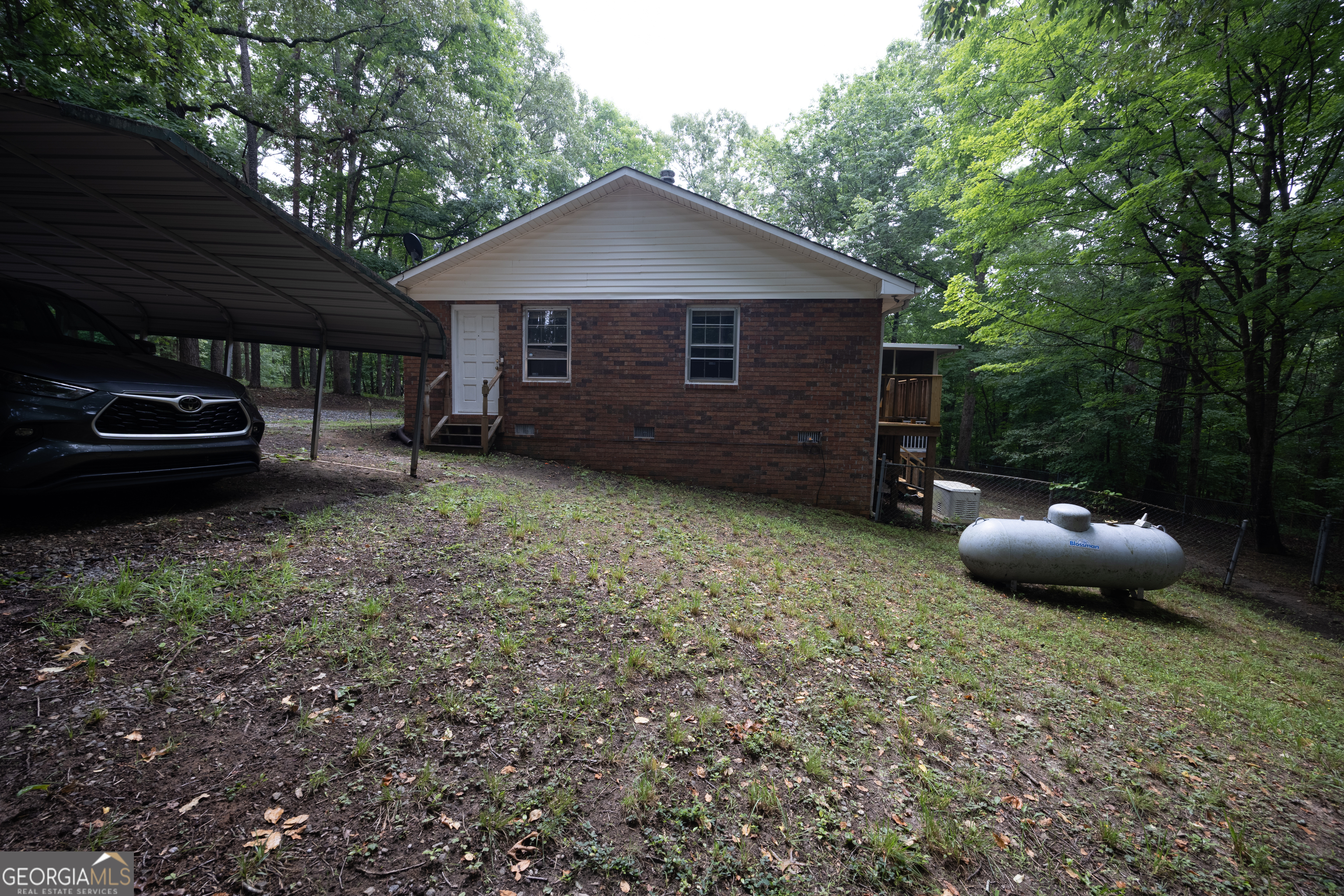 240 Bent Oak Drive Property Photo 4