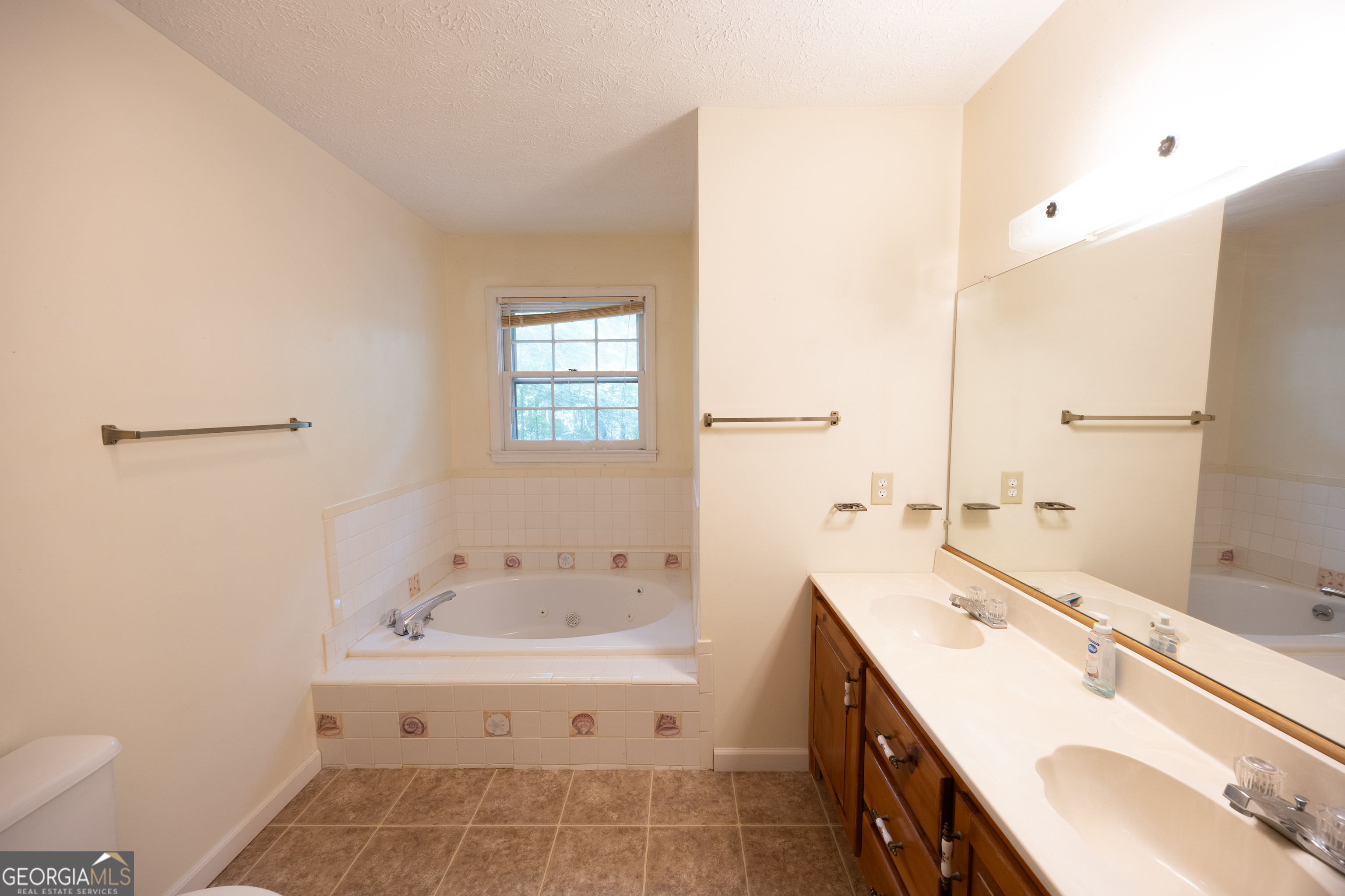 240 Bent Oak Drive Property Photo 25