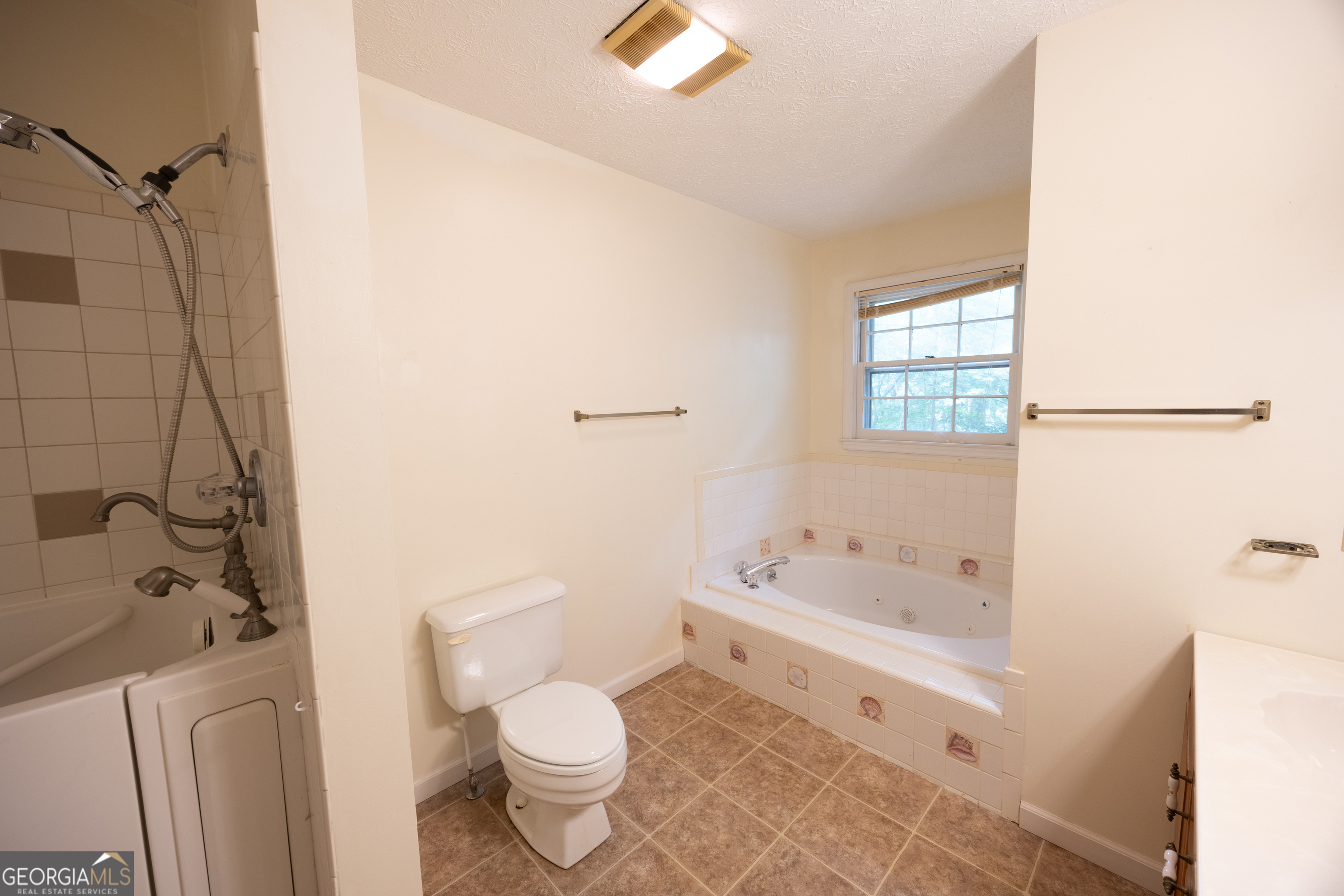 240 Bent Oak Drive Property Photo 26
