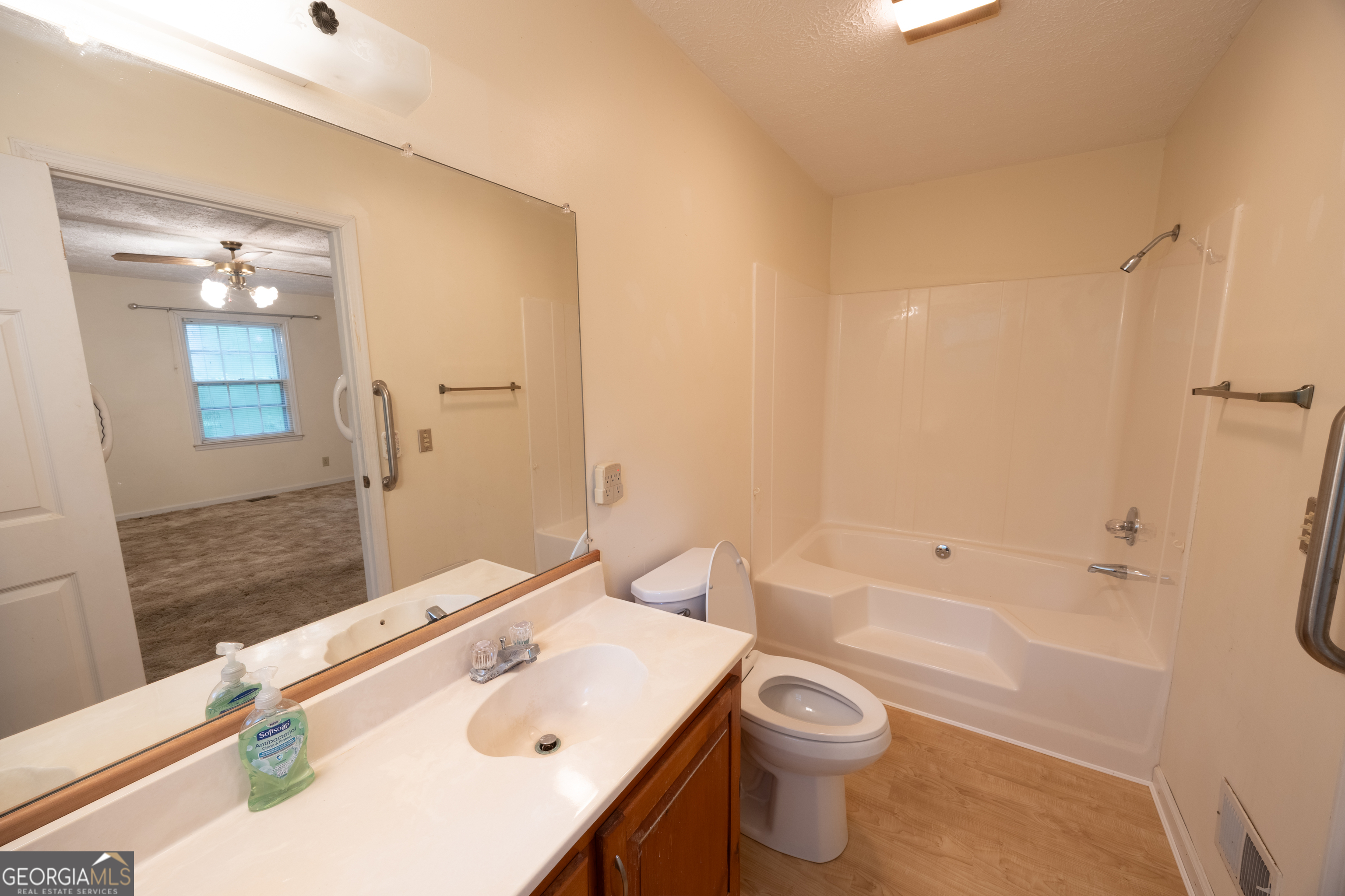 240 Bent Oak Drive Property Photo 34