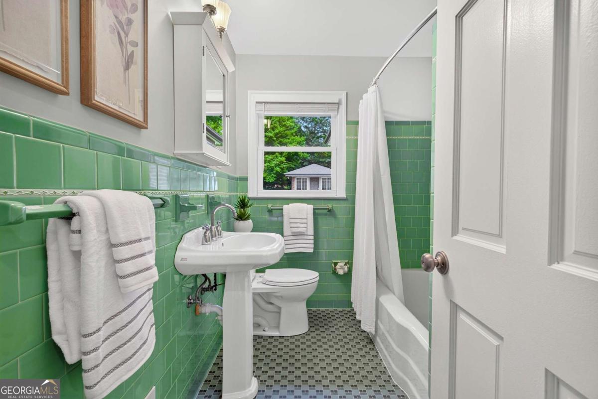 1355 Amanda Circle Property Photo 33