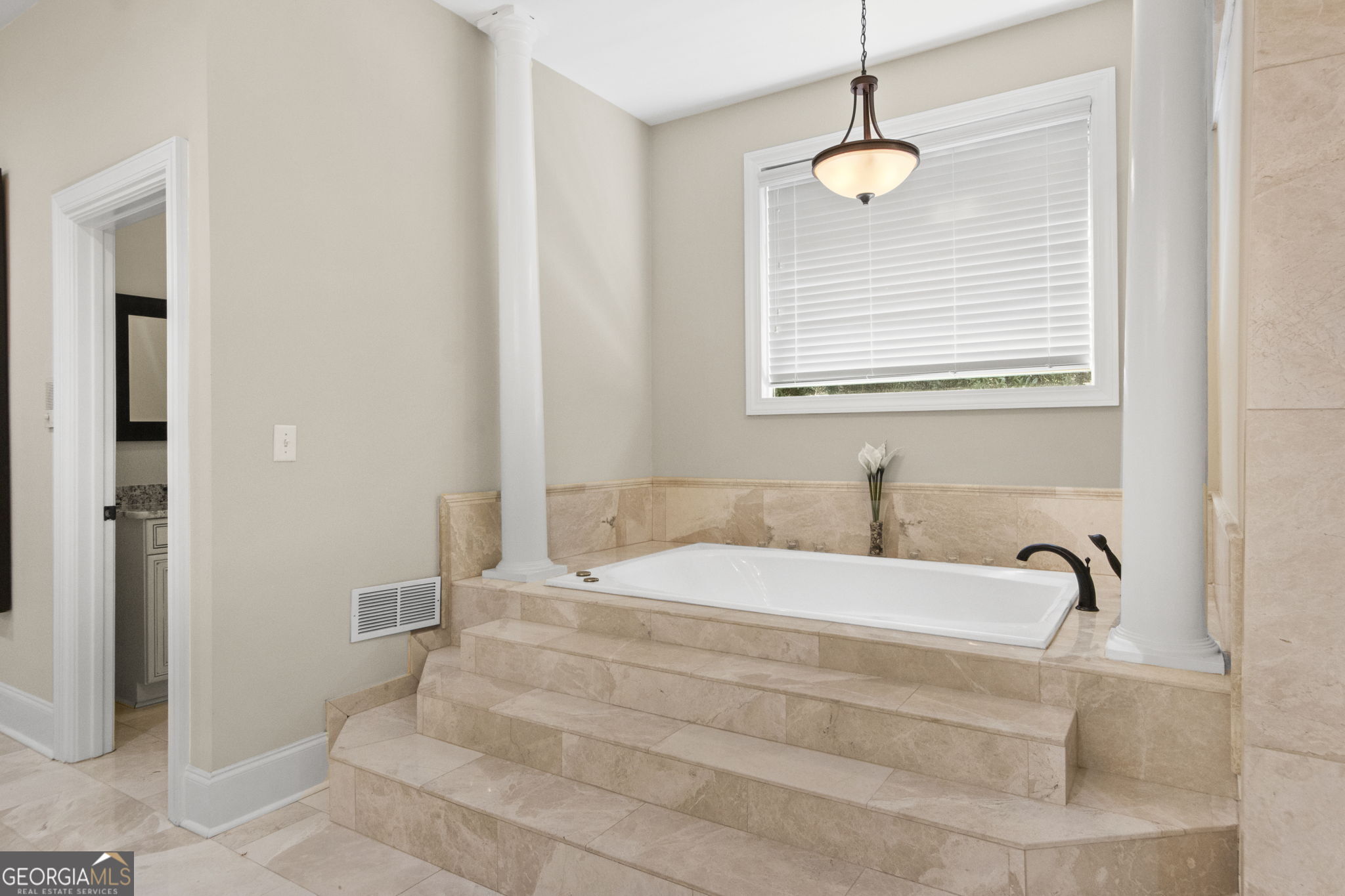 335 Birkdale Drive Property Photo 34