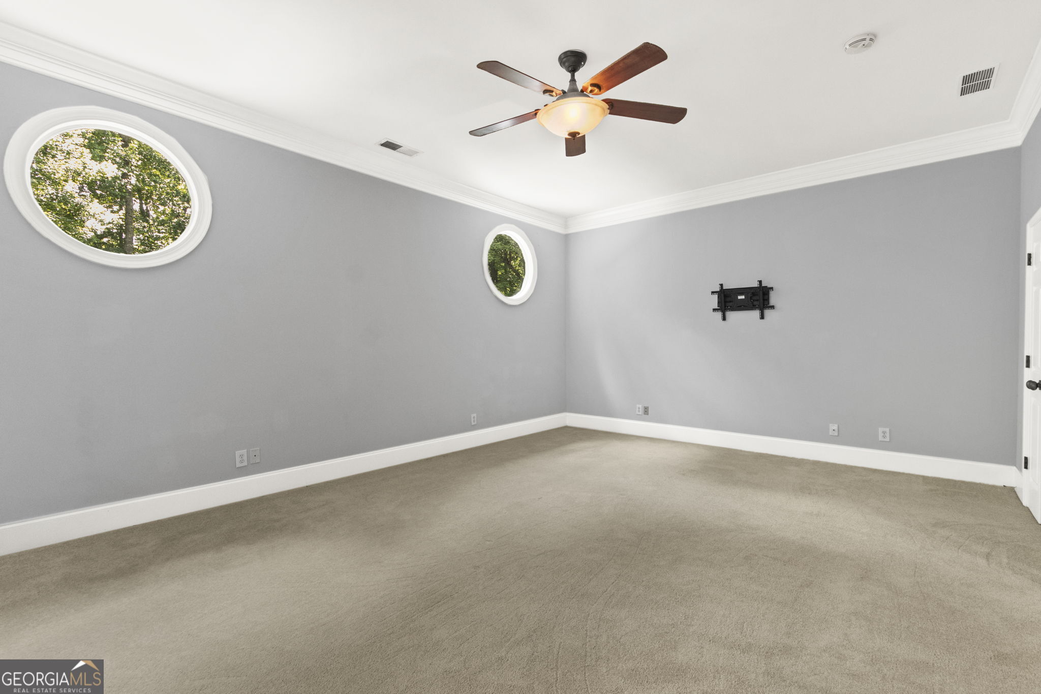 335 Birkdale Drive Property Photo 43