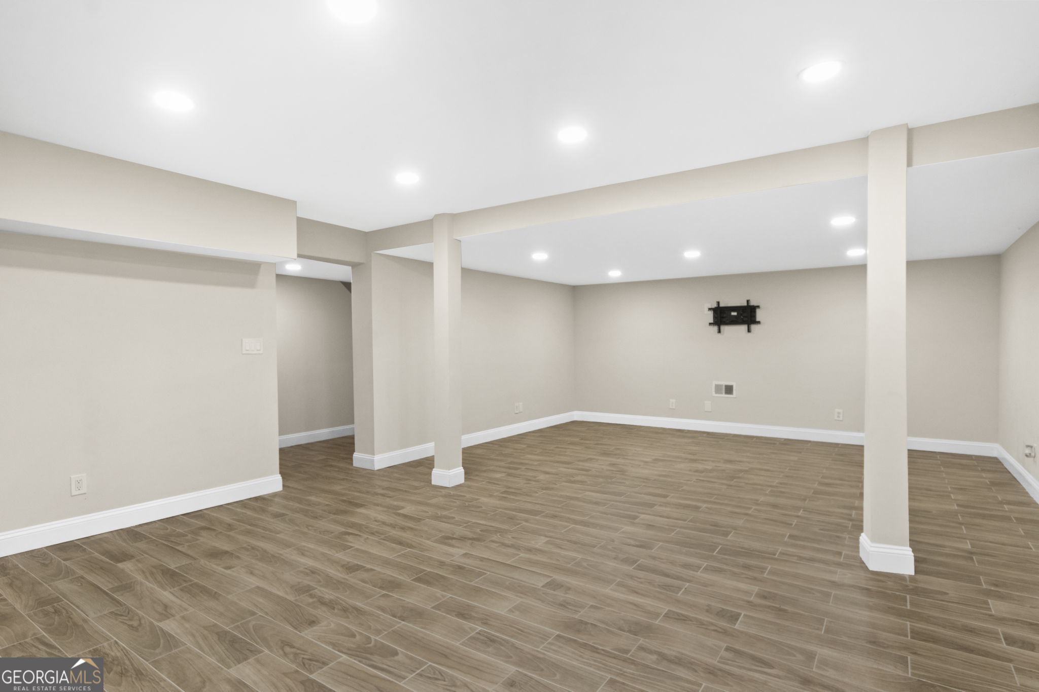 335 Birkdale Drive Property Photo 59