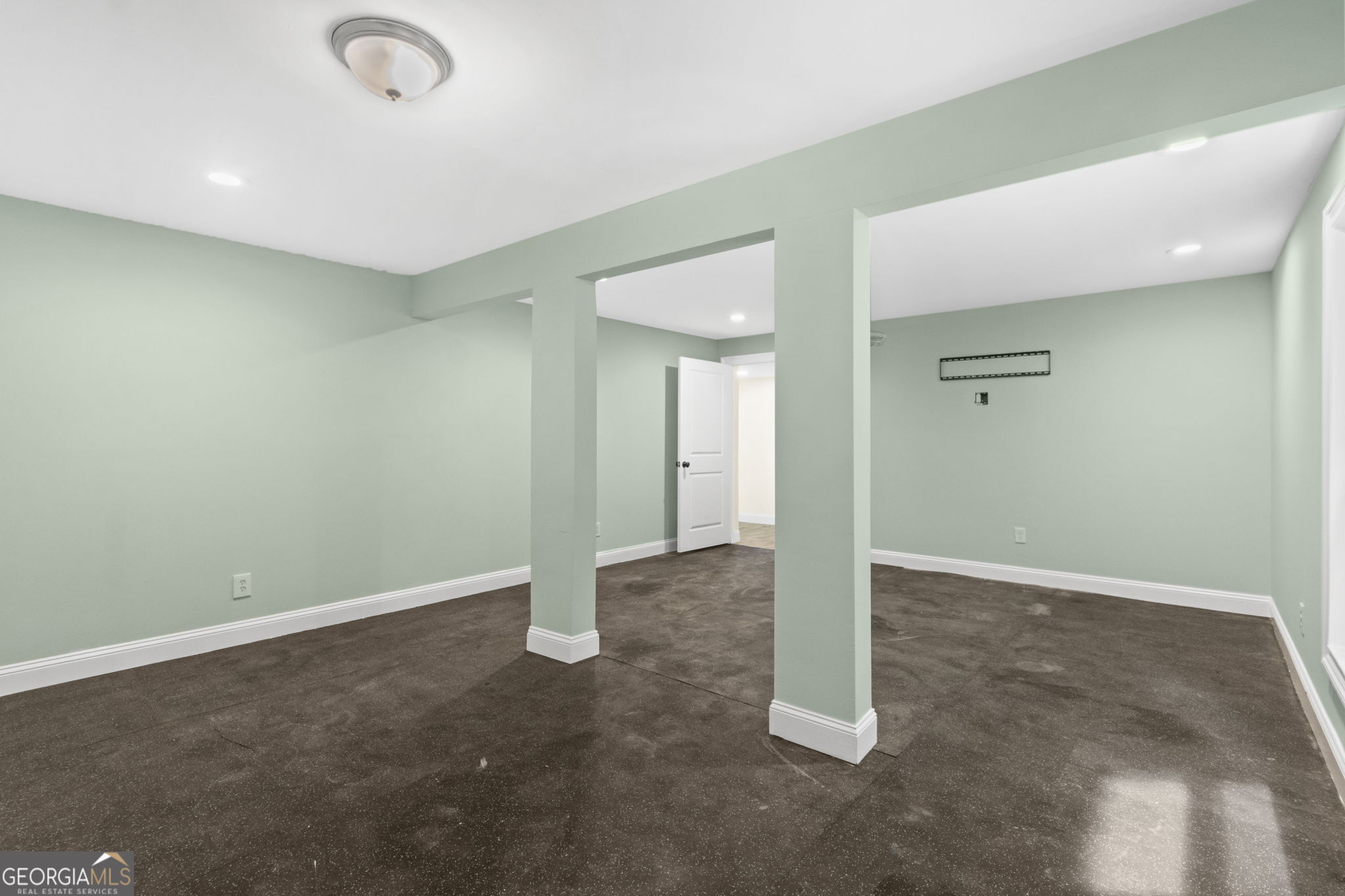 335 Birkdale Drive Property Photo 68