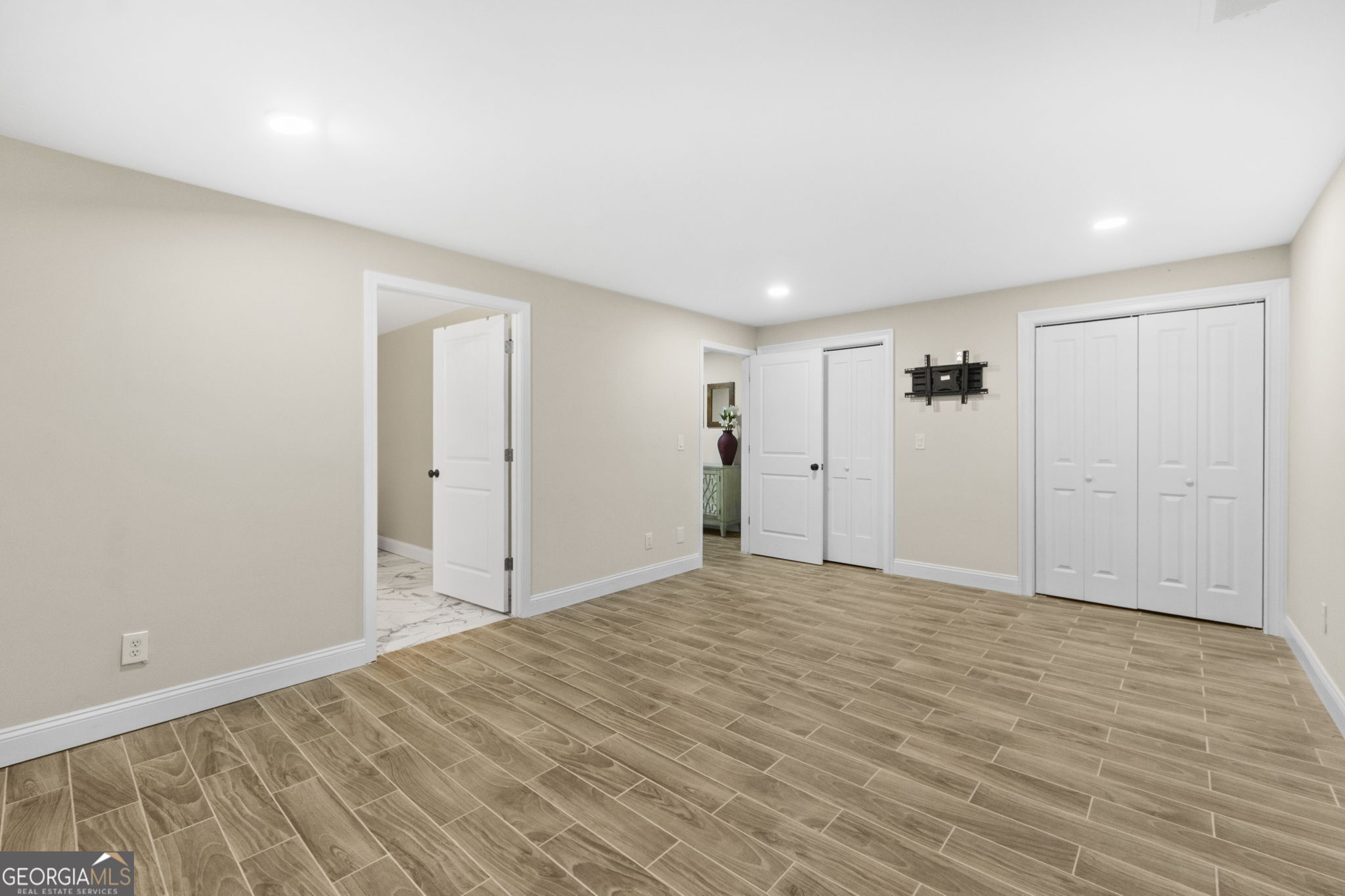 335 Birkdale Drive Property Photo 76