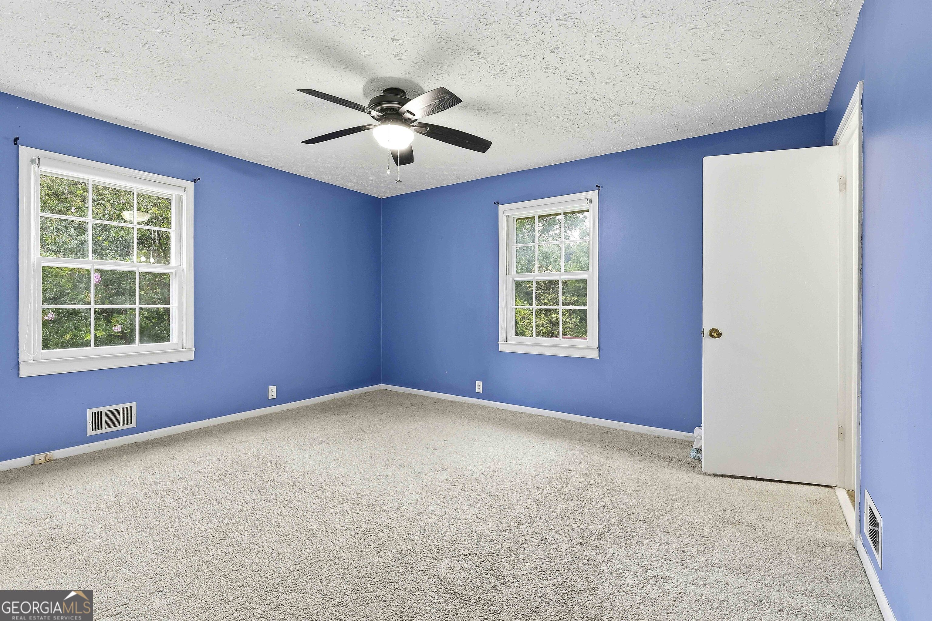 19 Colonial Drive Property Photo 21