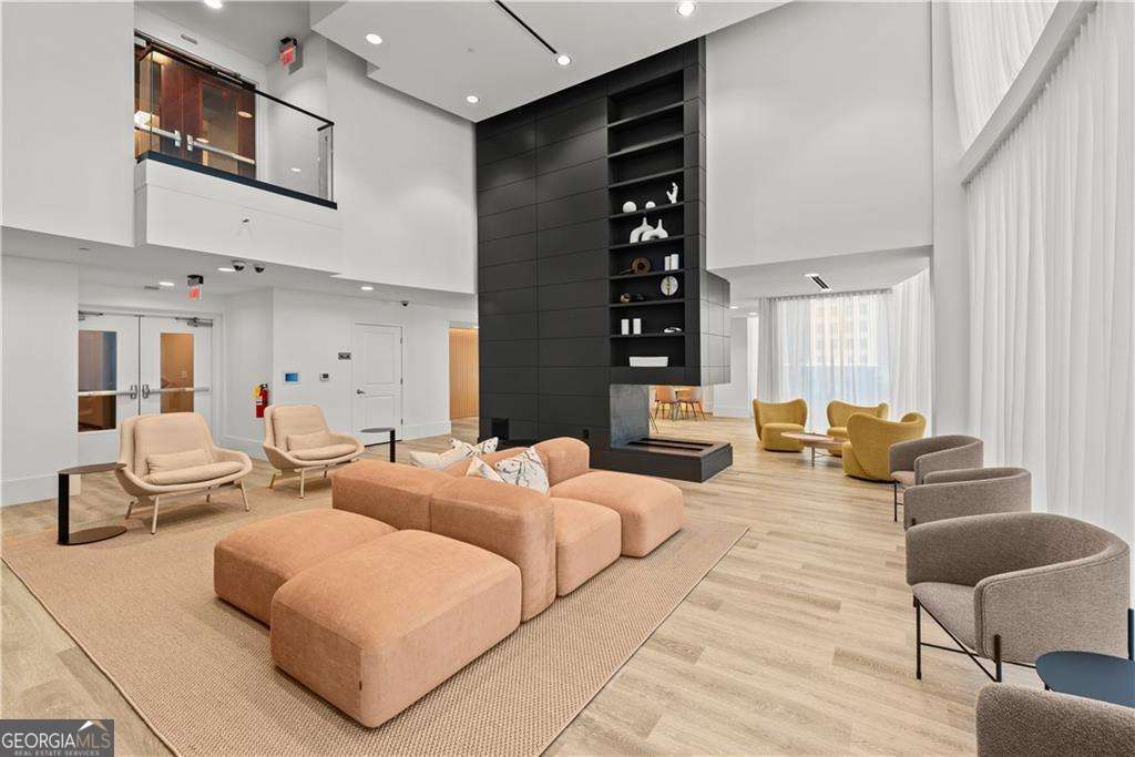 3324 Peachtree Road Ne # 814 Property Photo 32