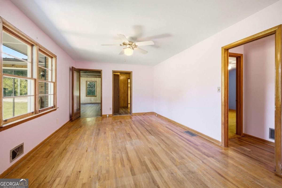2710 Mud Creek Road Property Photo 14
