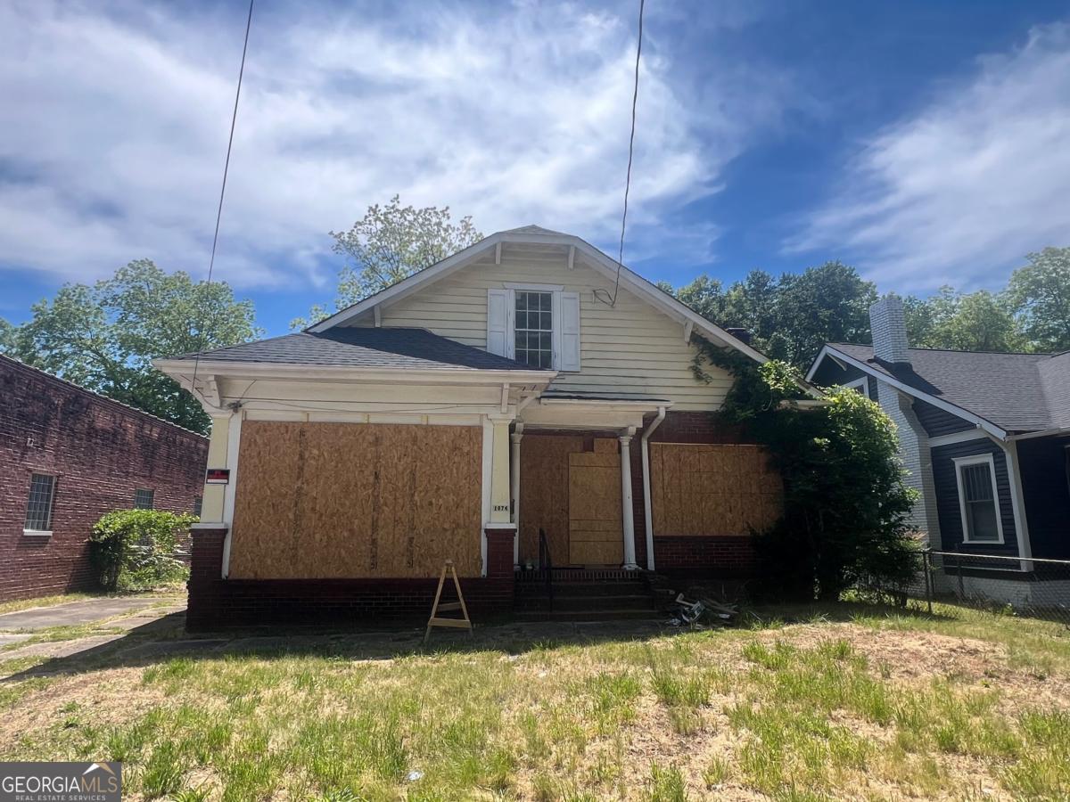 1074 Arlington Avenue SW Property Photo 1
