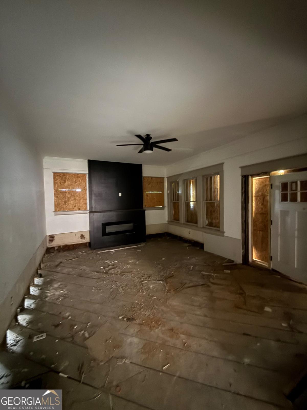 1074 Arlington Avenue Sw Property Photo 5