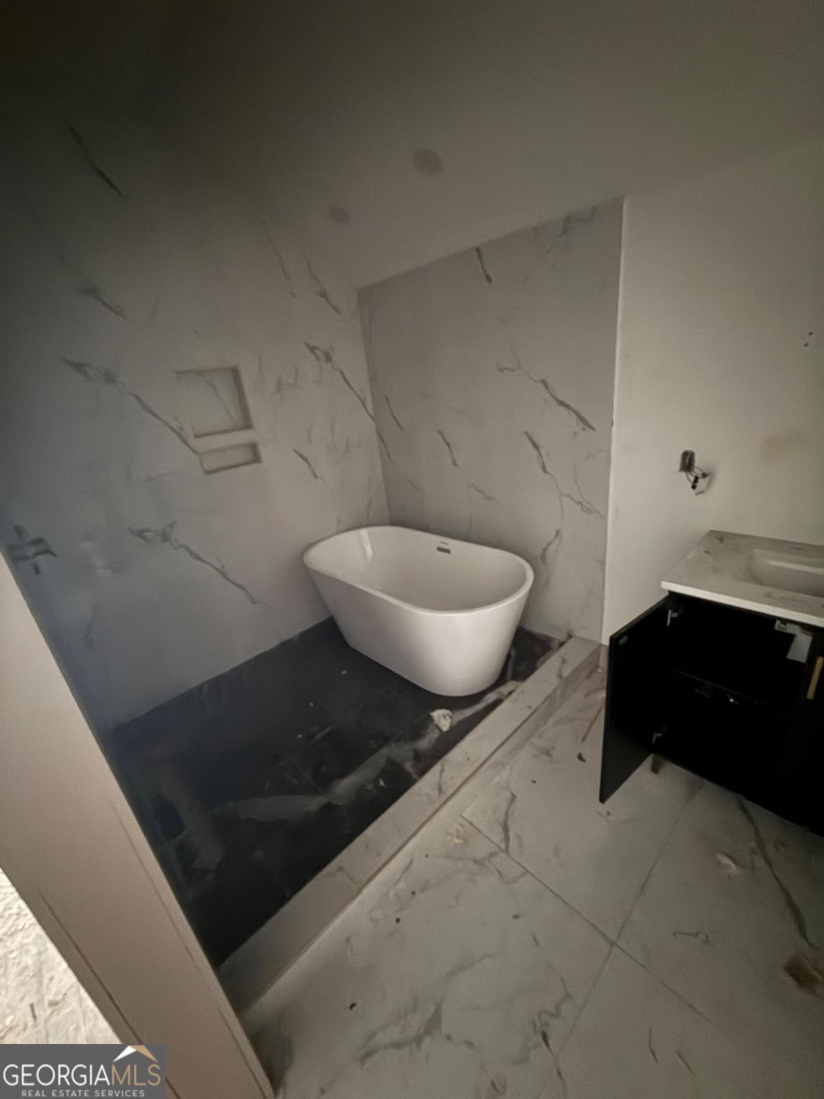 1074 Arlington Avenue Sw Property Photo 6