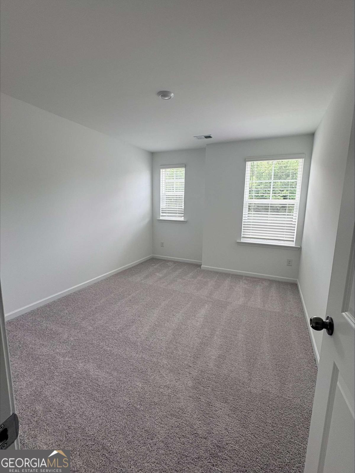 180 Hal Court Property Photo 9