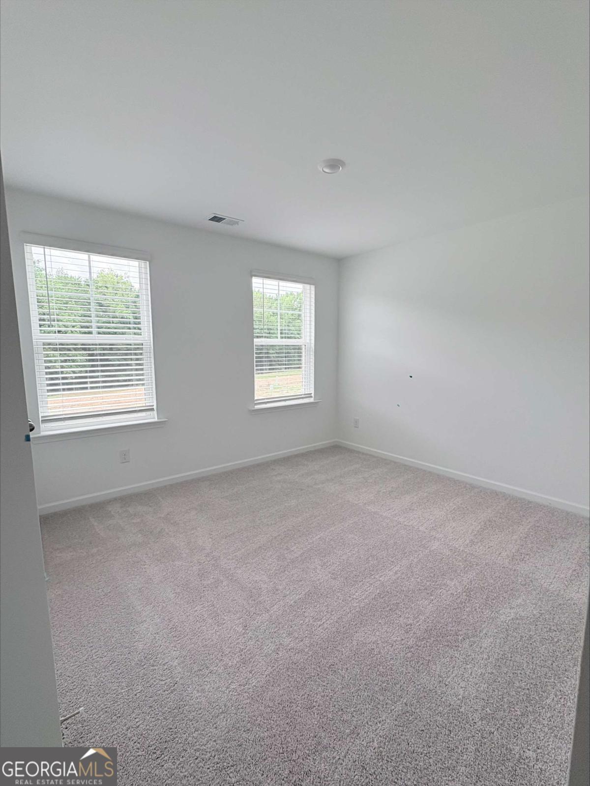 180 Hal Court Property Photo 12