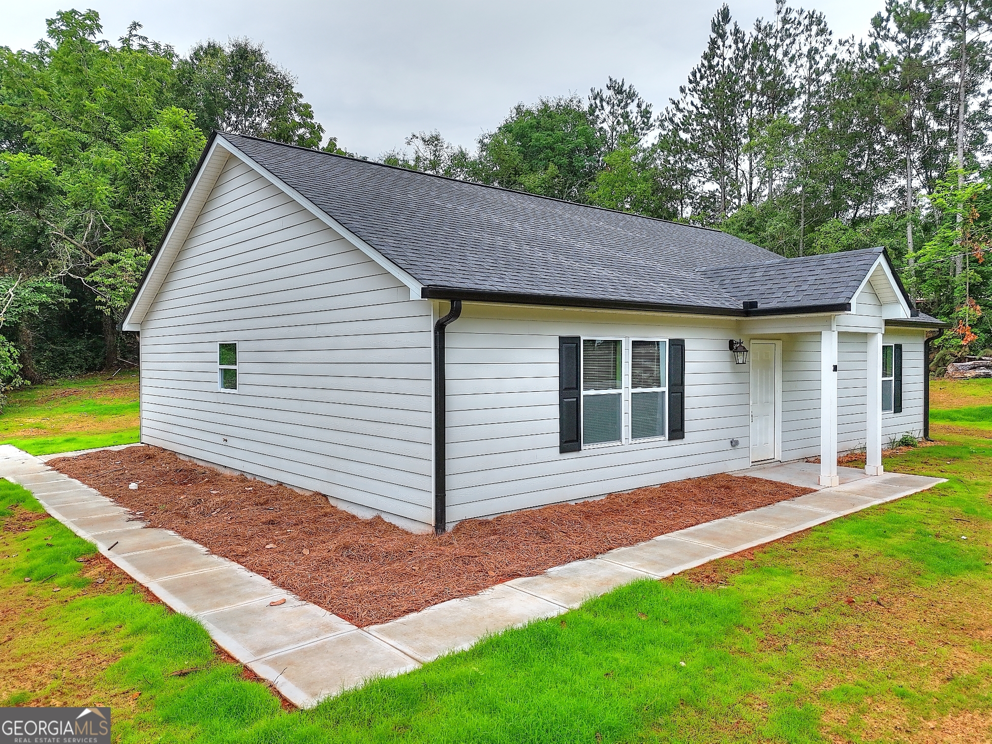 301 Carwood Drive Property Photo 3