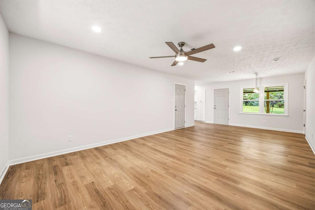 700 John Deere Road Property Photo 10
