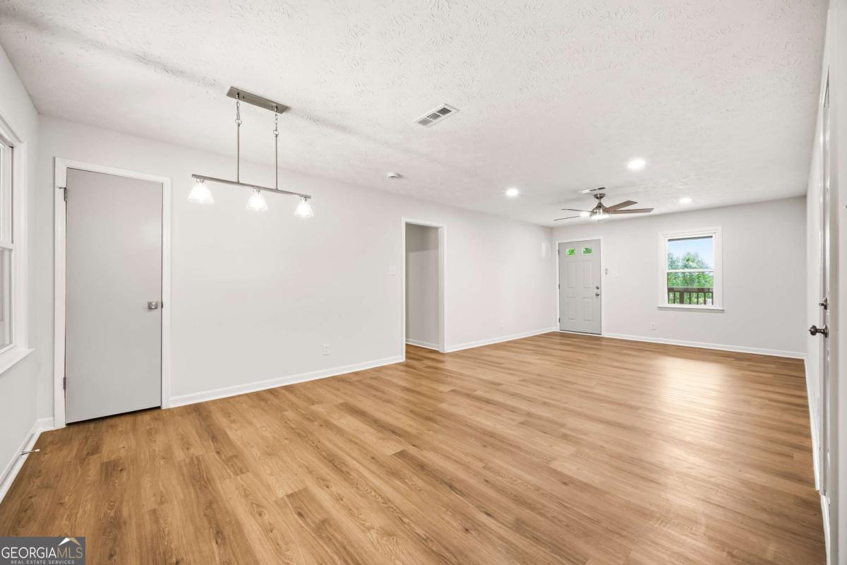 700 John Deere Road Property Photo 11