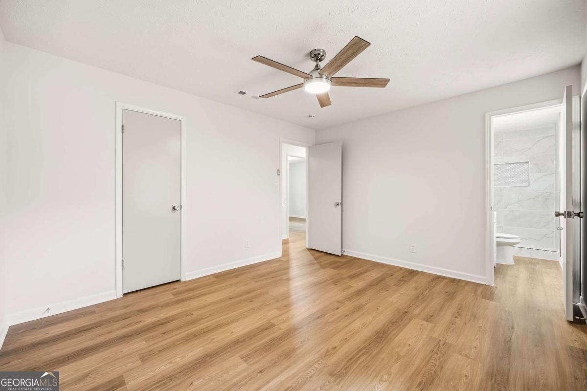 700 John Deere Road Property Photo 15