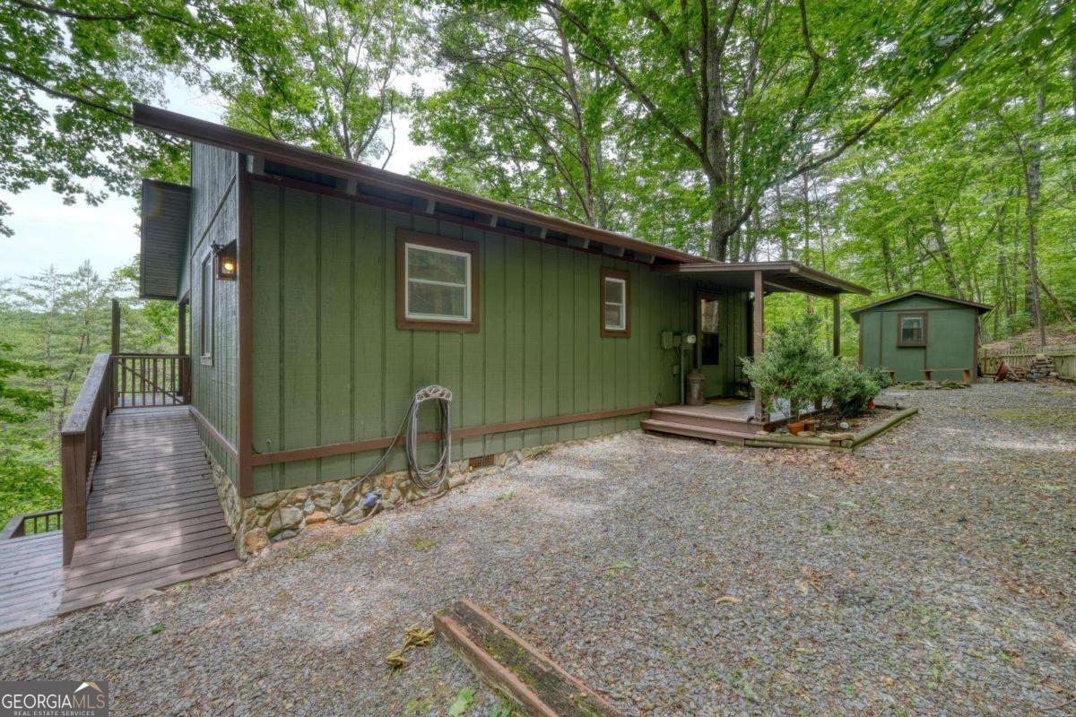 664 High Ridge Road Property Photo 3