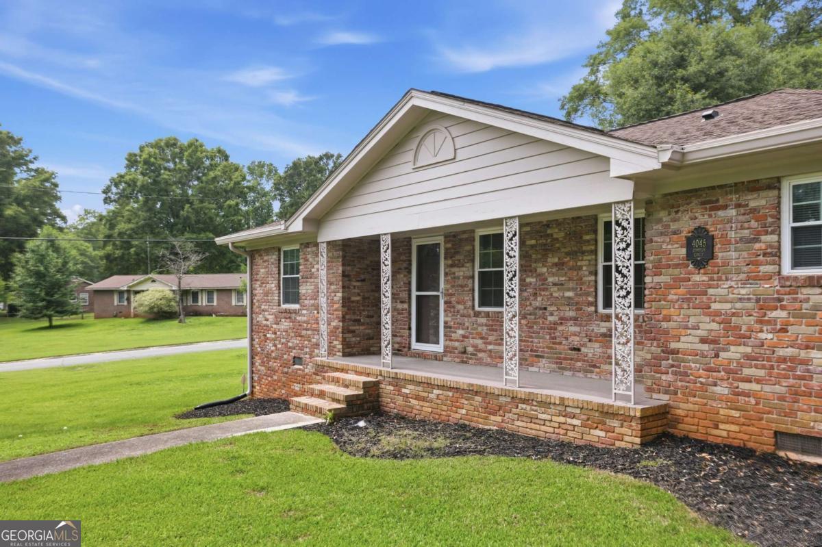 4045 Compton Circle Property Photo 1