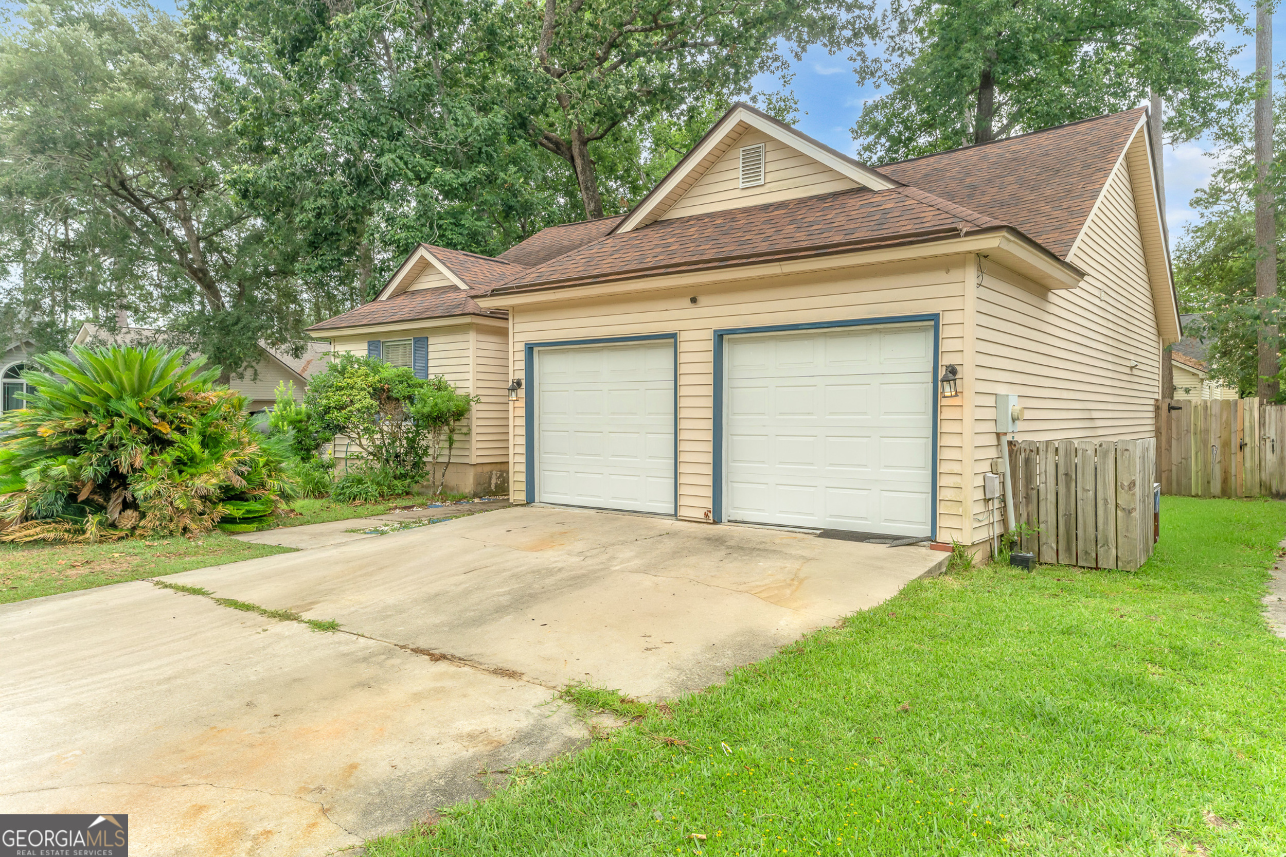 250 Sugar Mill Drive Property Photo 5
