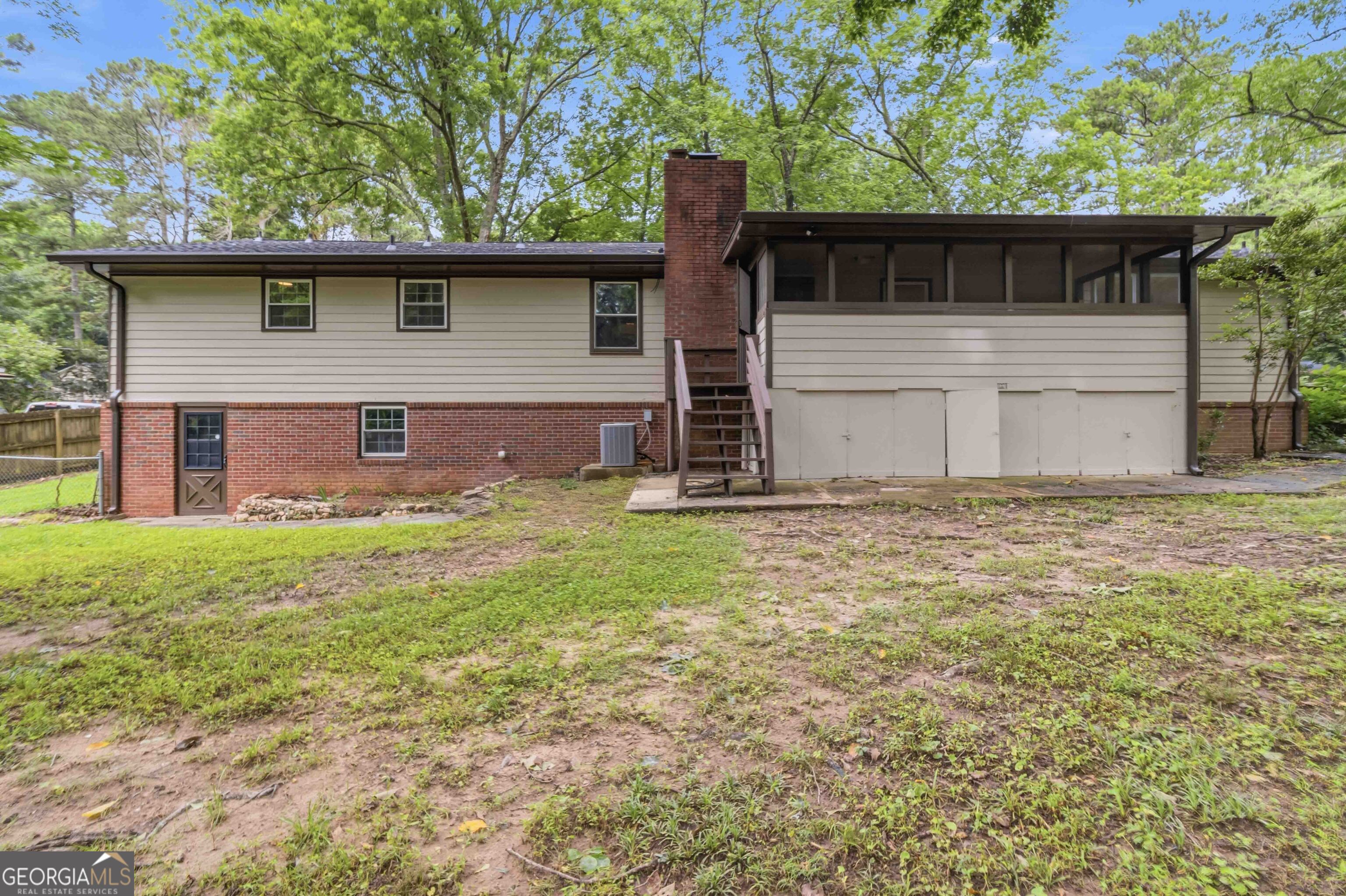 420 Creekview Court Property Photo 28