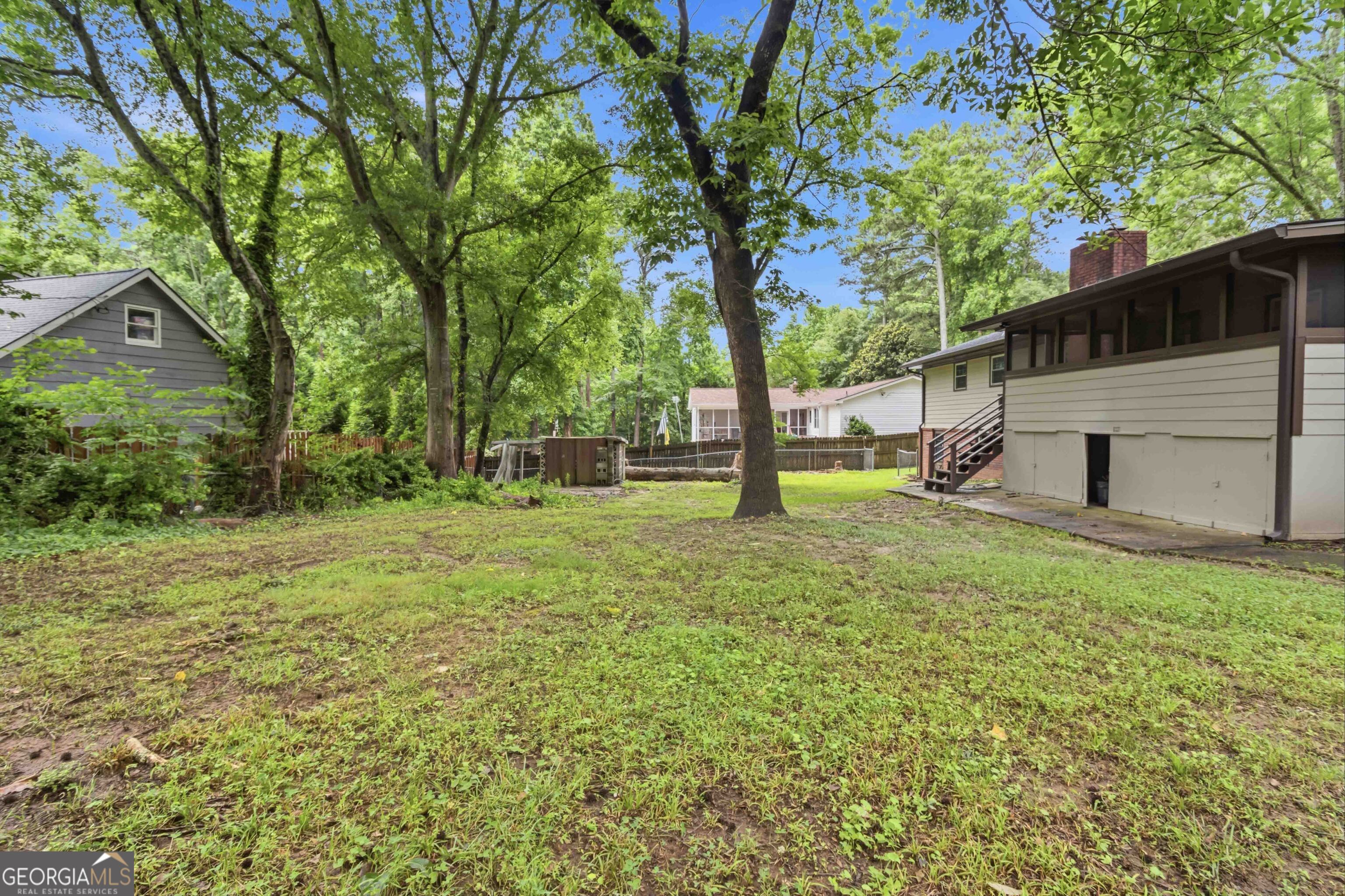 420 Creekview Court Property Photo 30