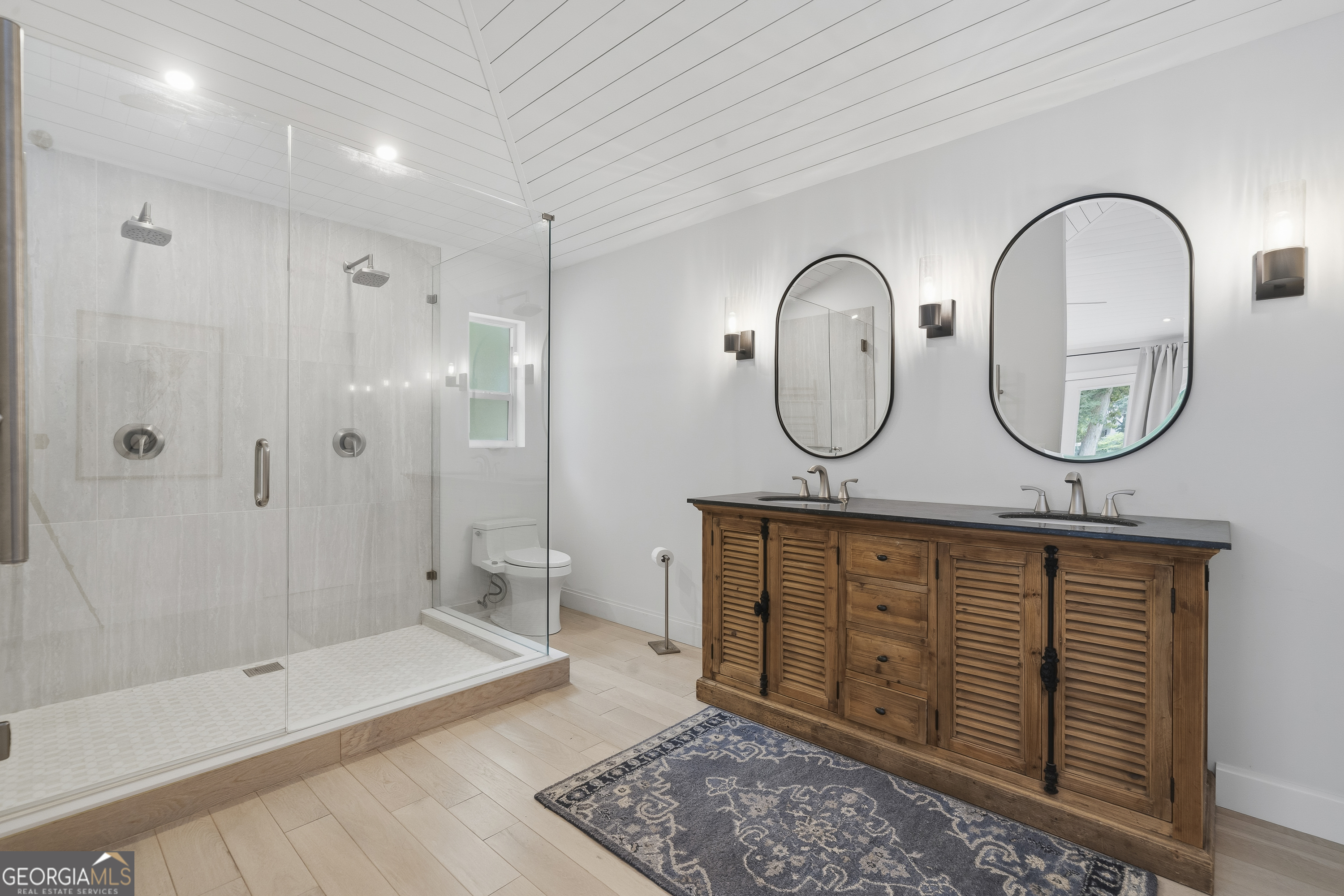 231 Thomas Drive Property Photo 15