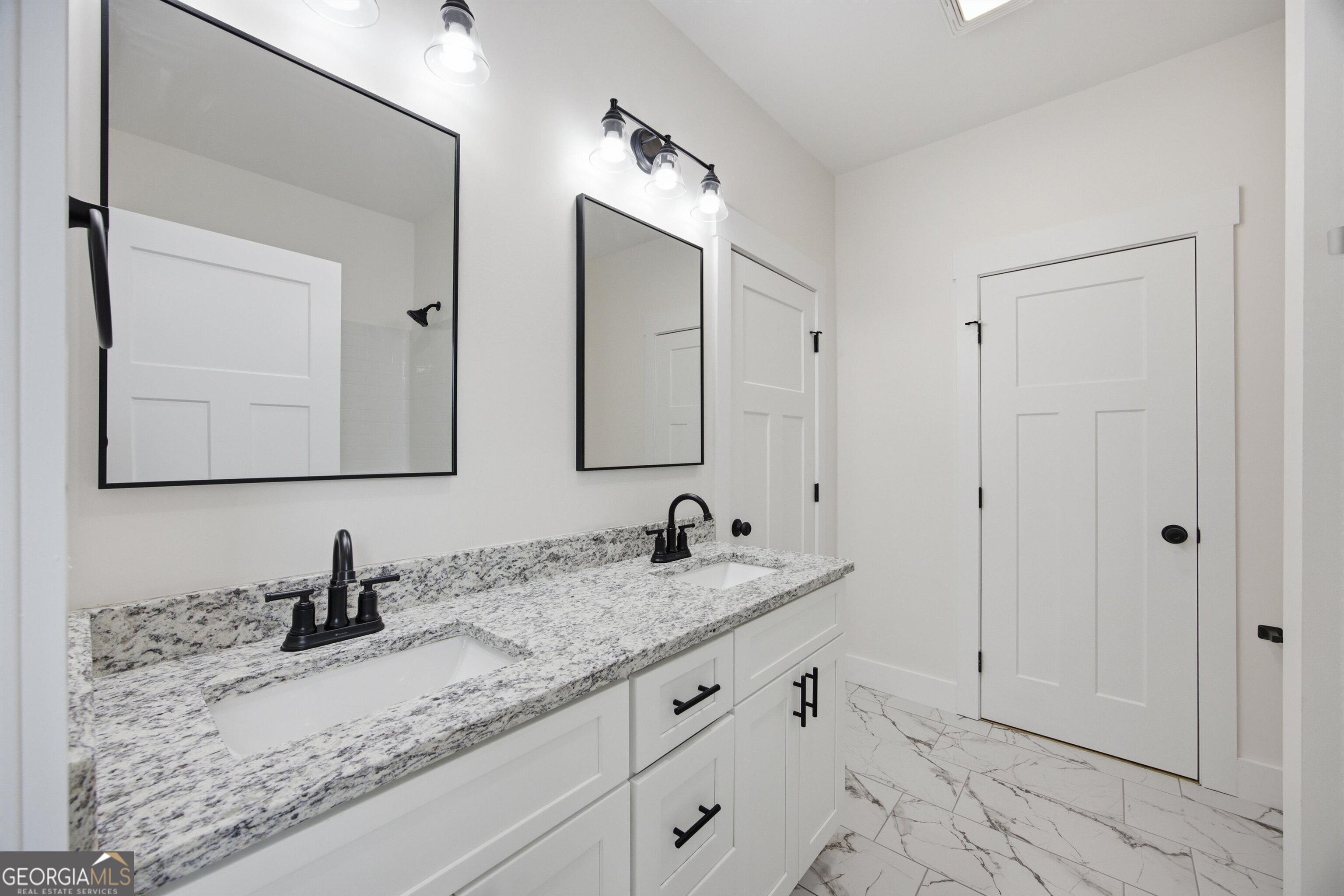 126 Washington Street Property Photo 16