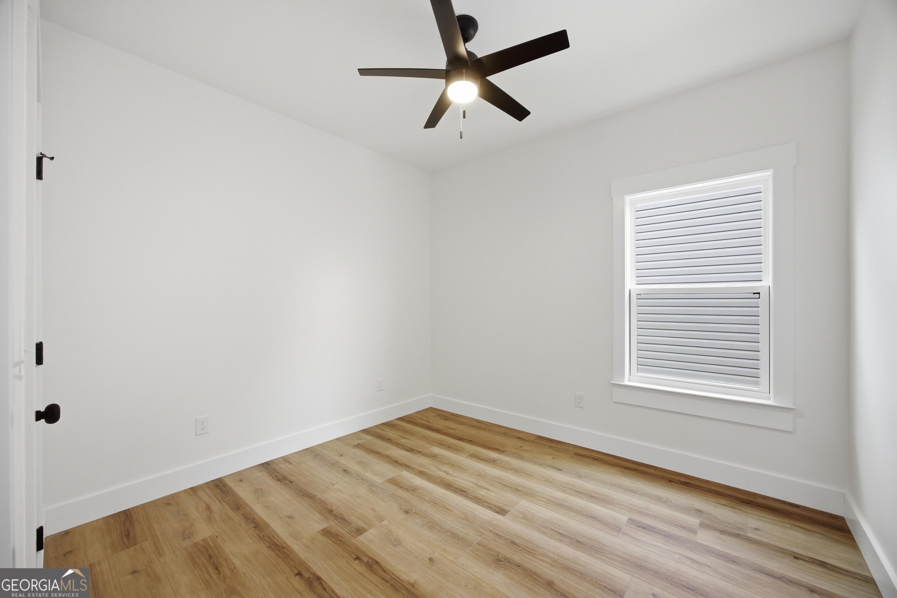 126 Washington Street Property Photo 23