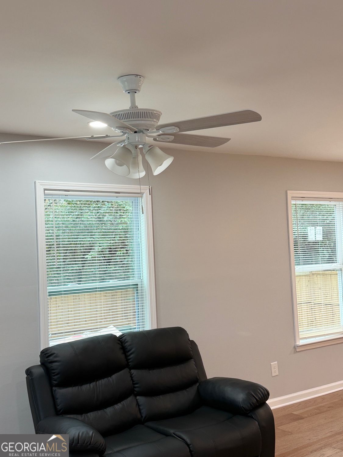 4283 Worsham Avenue Property Photo 7