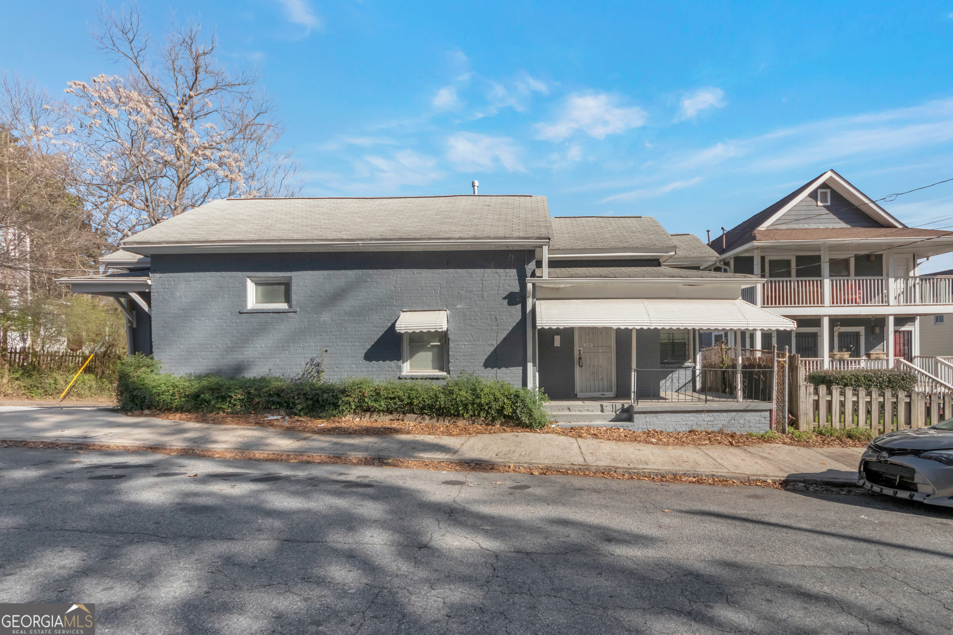 235 Dodd Avenue SW Property Photo 1