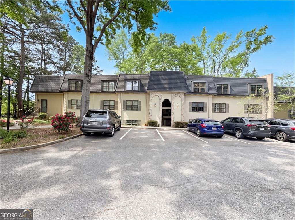 27 Chaumont Square Nw Property Photo 1