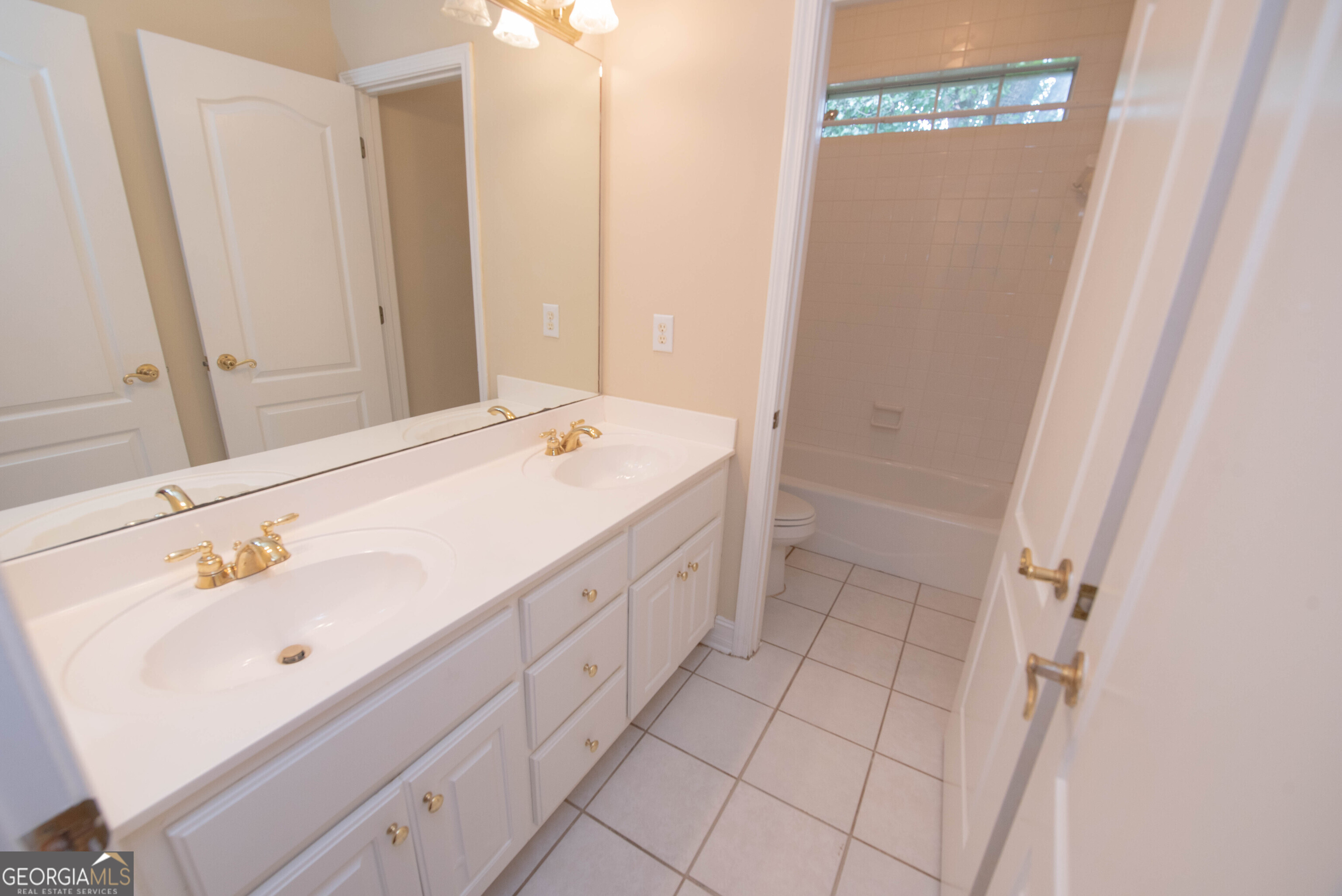 107 Arbor Lane Property Photo 49