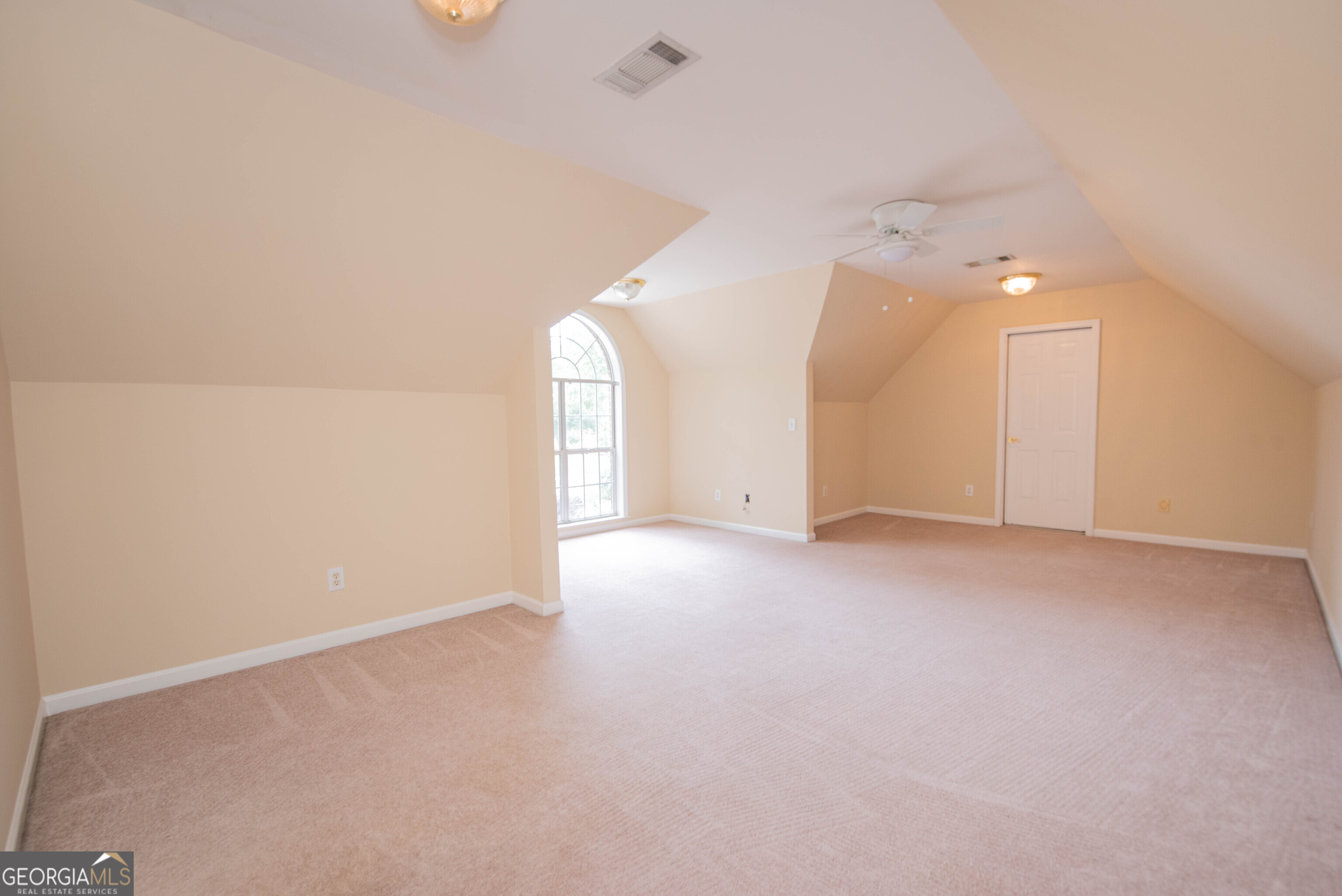 107 Arbor Lane Property Photo 55