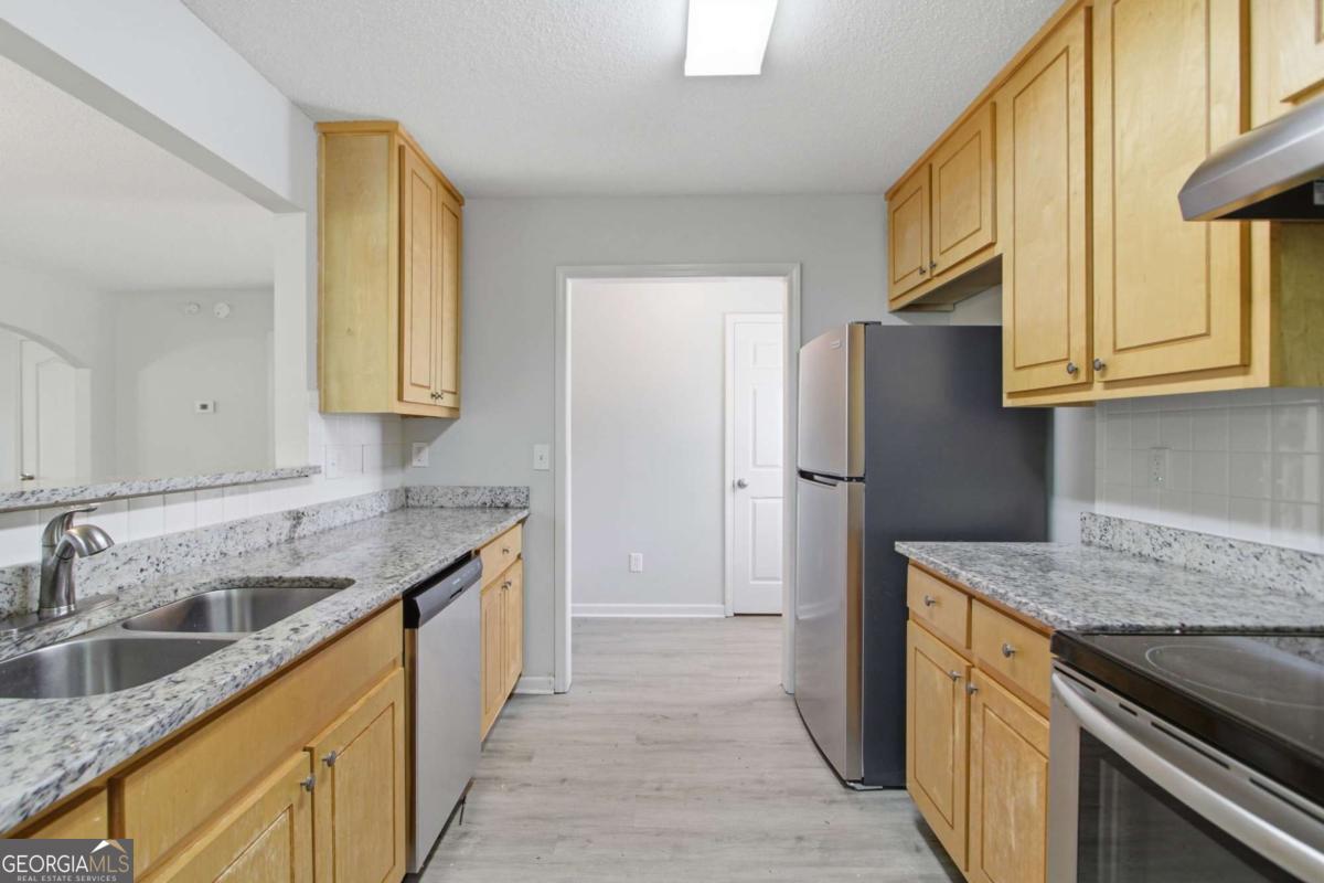 8569 Thomas Road Property Photo 12