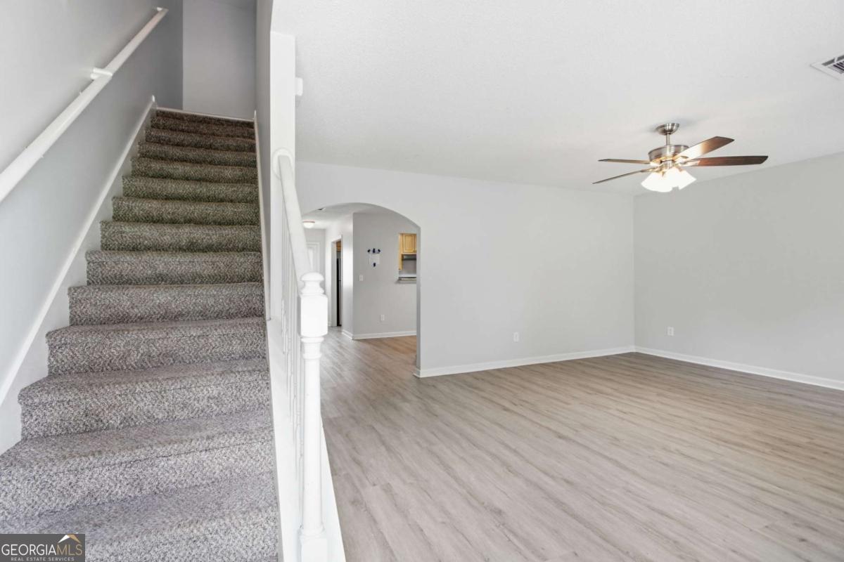 8569 Thomas Road Property Photo 13