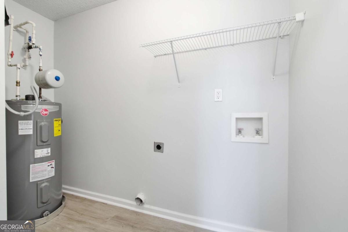 8569 Thomas Road Property Photo 24