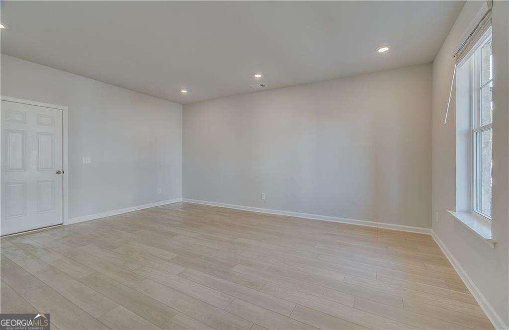 350 Allegro Bend Property Photo 5