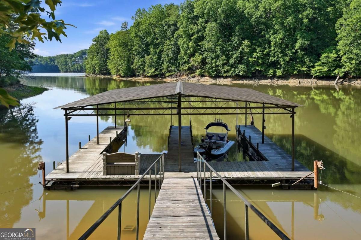 380 Fredricks Cove Property Photo 2