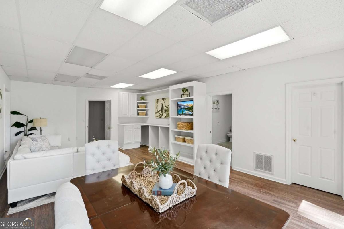 380 Fredricks Cove Property Photo 45