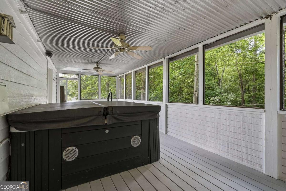 380 Fredricks Cove Property Photo 54