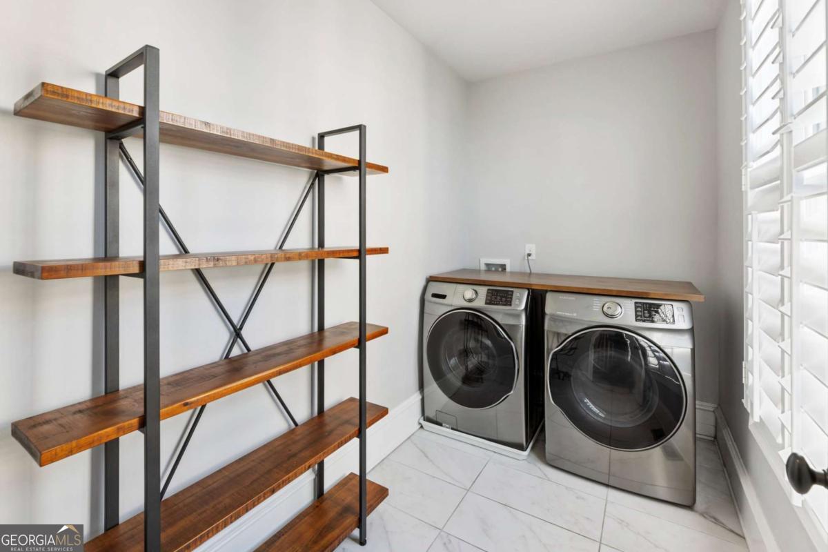 357 S Esplanade Property Photo 12