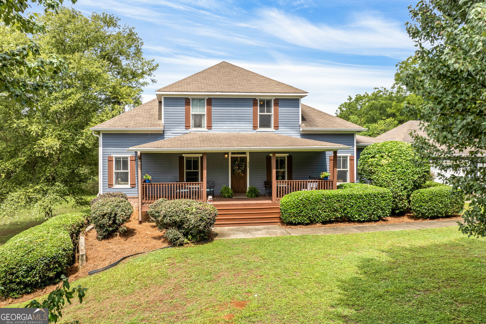 425 Oak Grove Road Property Photo 2
