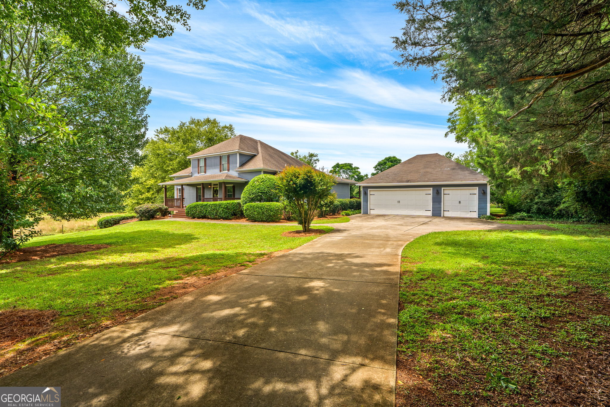 425 Oak Grove Road Property Photo 3