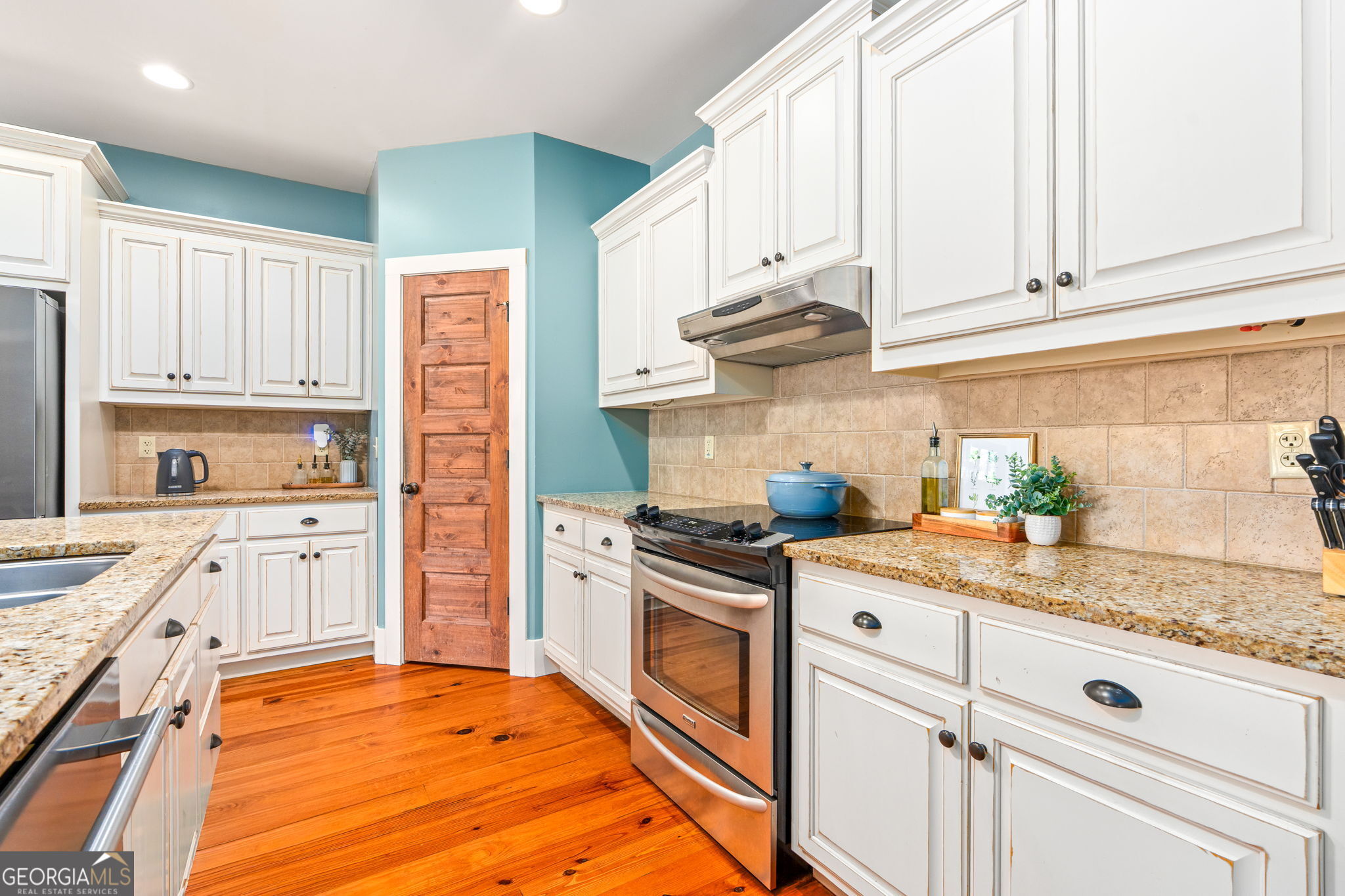 425 Oak Grove Road Property Photo 14