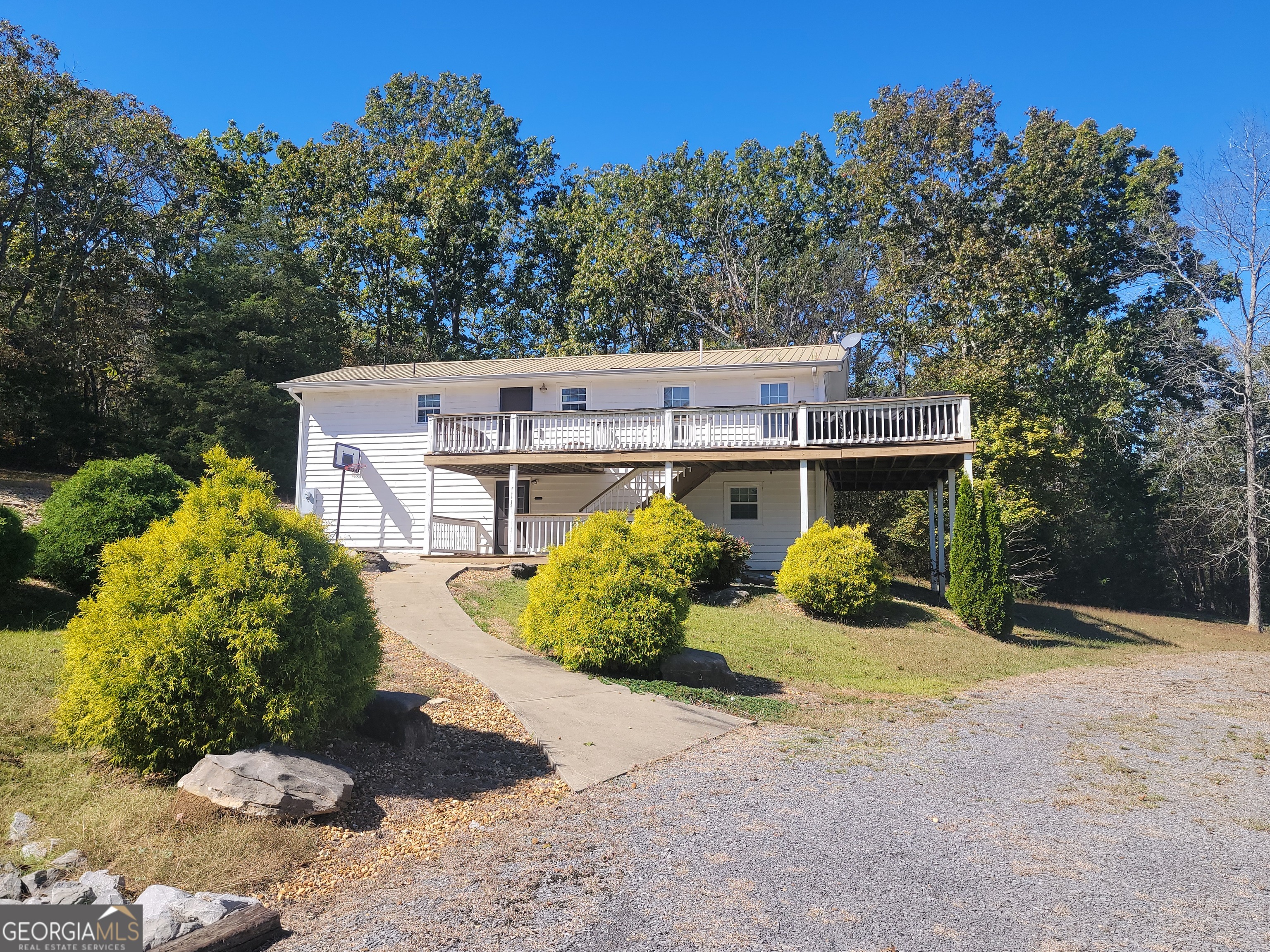 276 Warren Road Property Photo 1